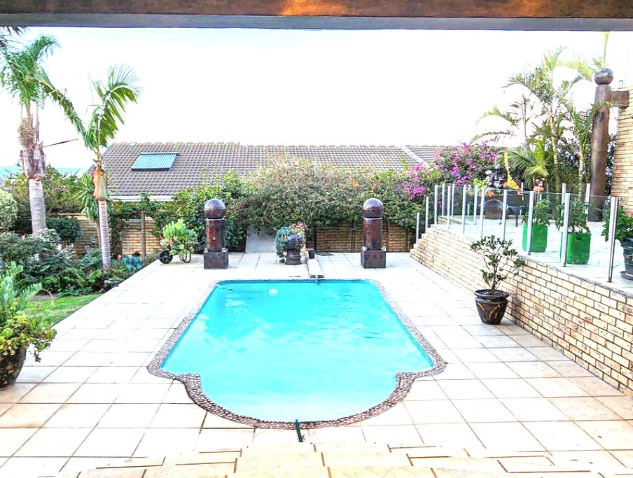 Luxury Coastal Residence 270-Degree Panoramic Ocean Views Prestigious Wavecrest