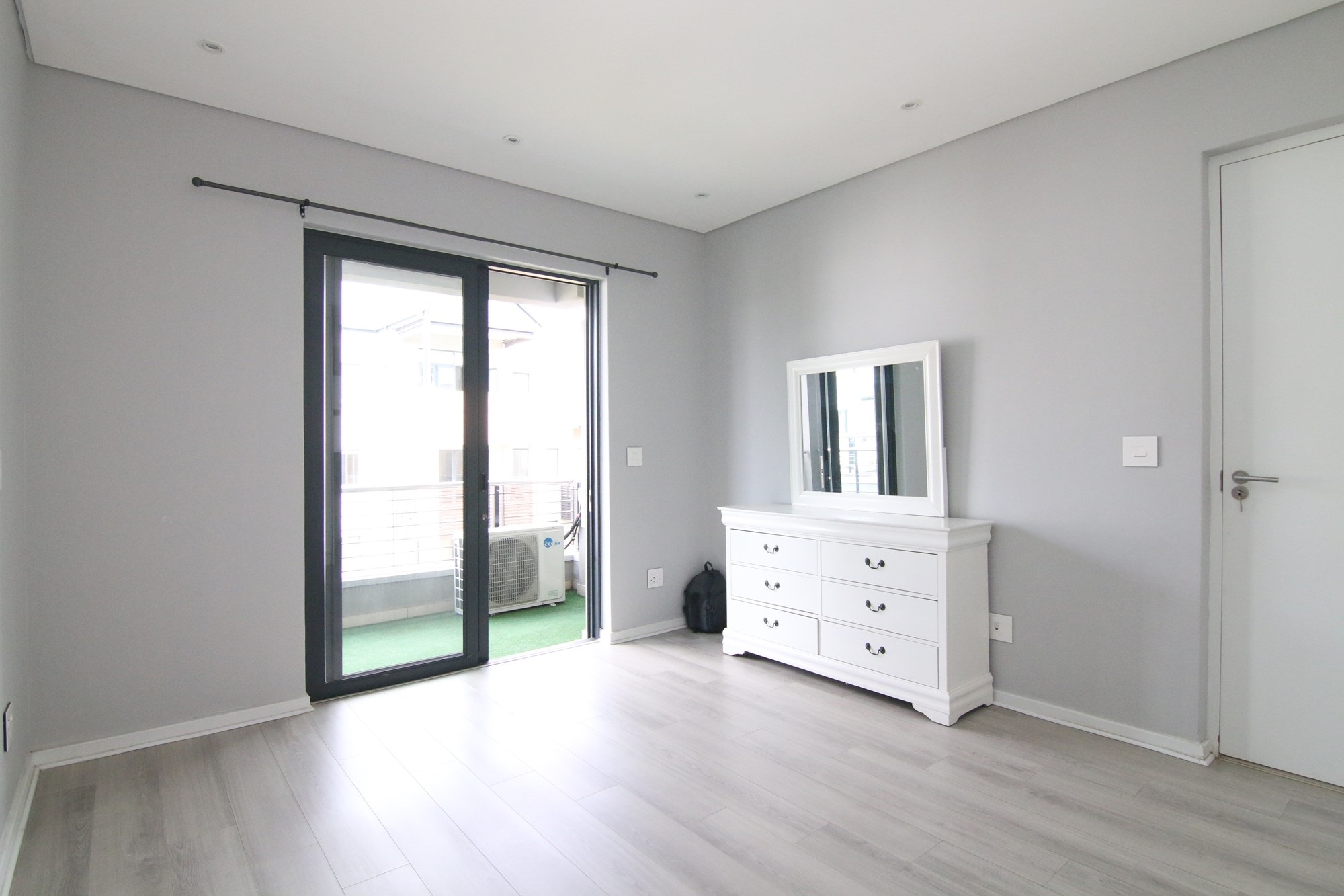 Modern Luxury Apartment | Premium Finishes and World-Class Estate Living