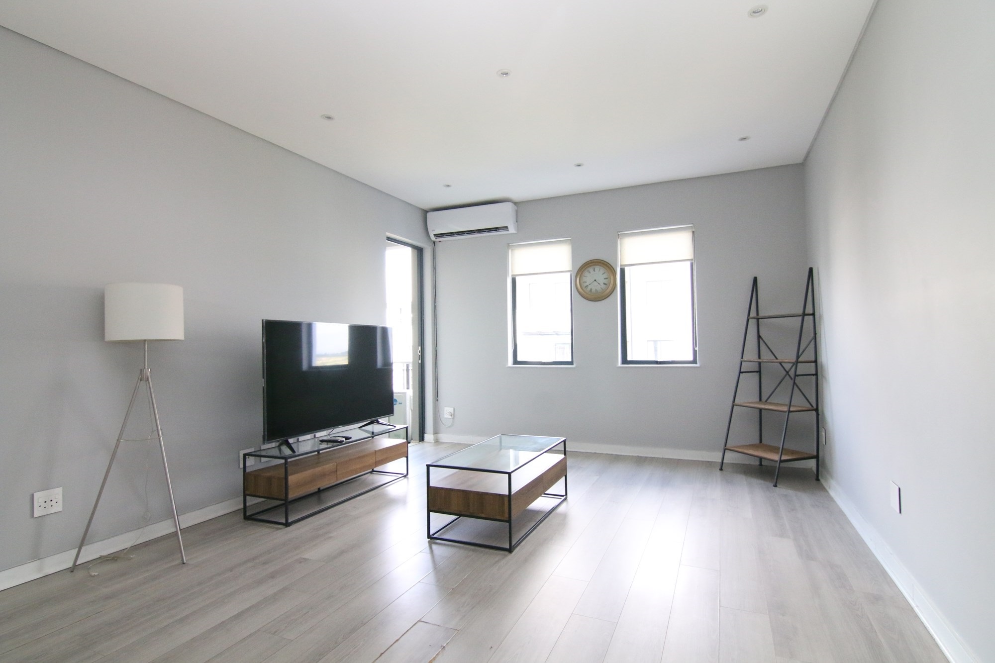 Modern Luxury Apartment | Premium Finishes and World-Class Estate Living