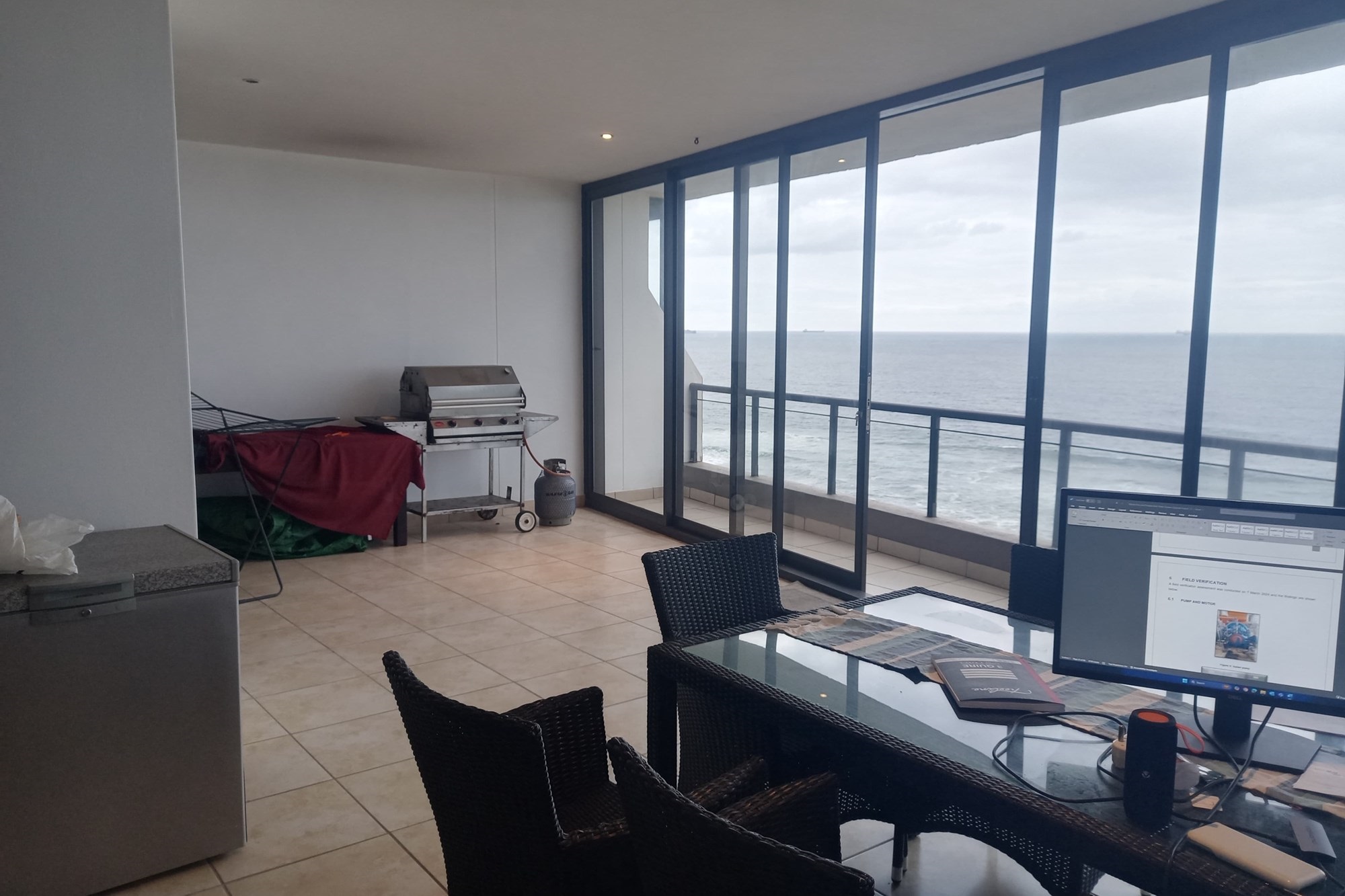 Apartment for sale in La Mercy, KwaZulu Natal, 144 m²