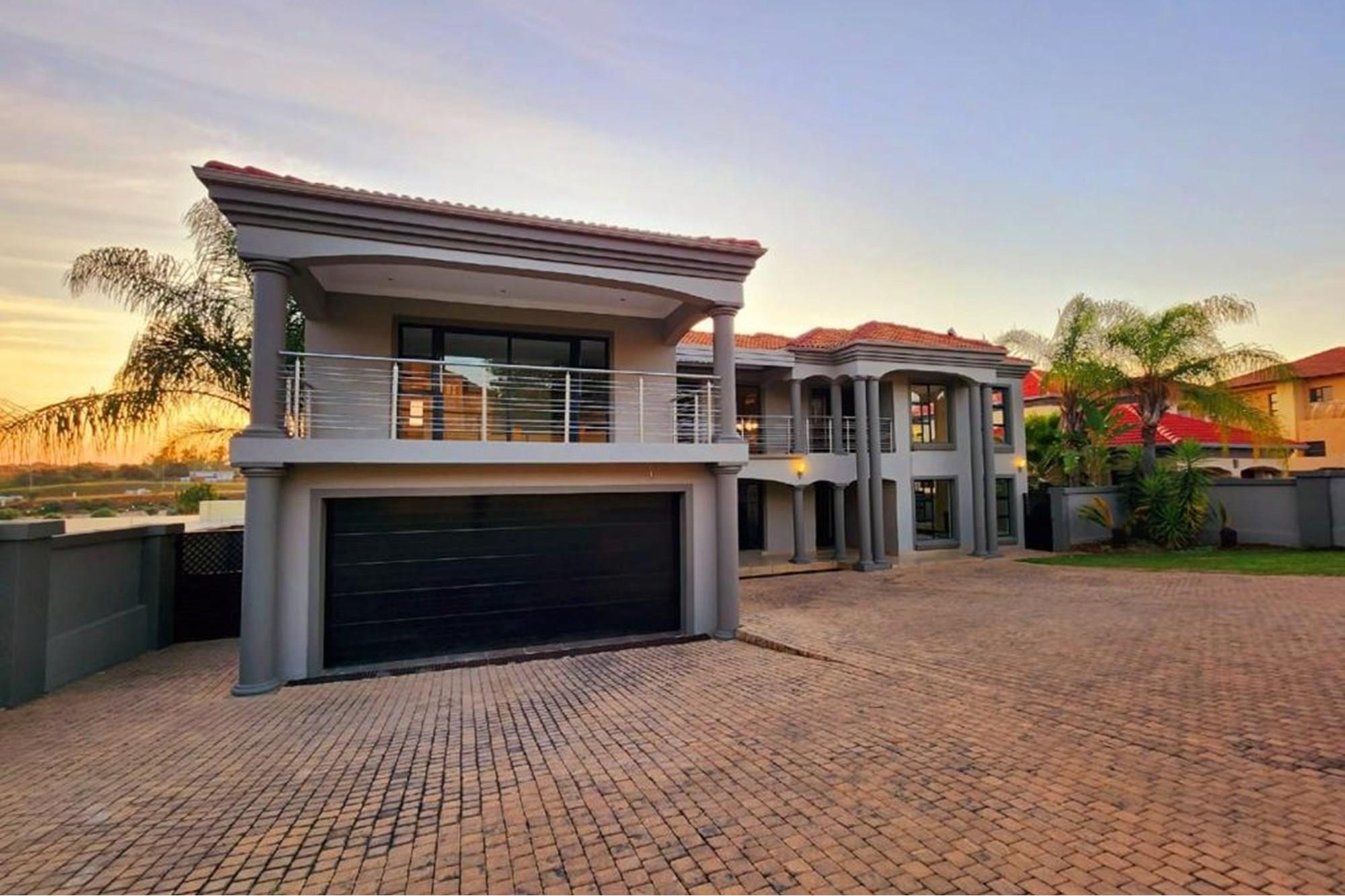 Eco-friendly nature estate which also boasts the ultimate in Luxury!