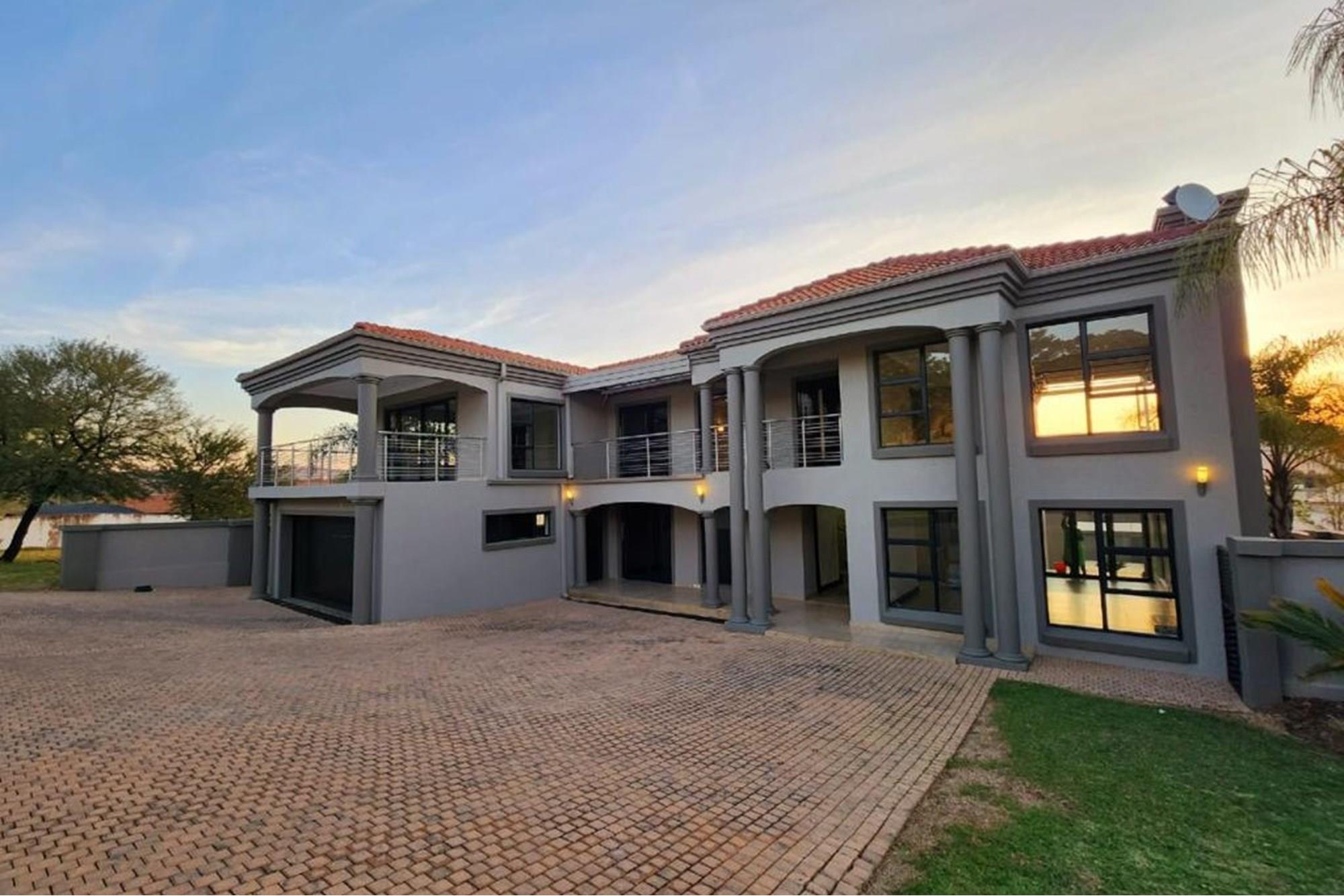 Eco-friendly nature estate which also boasts the ultimate in Luxury!
