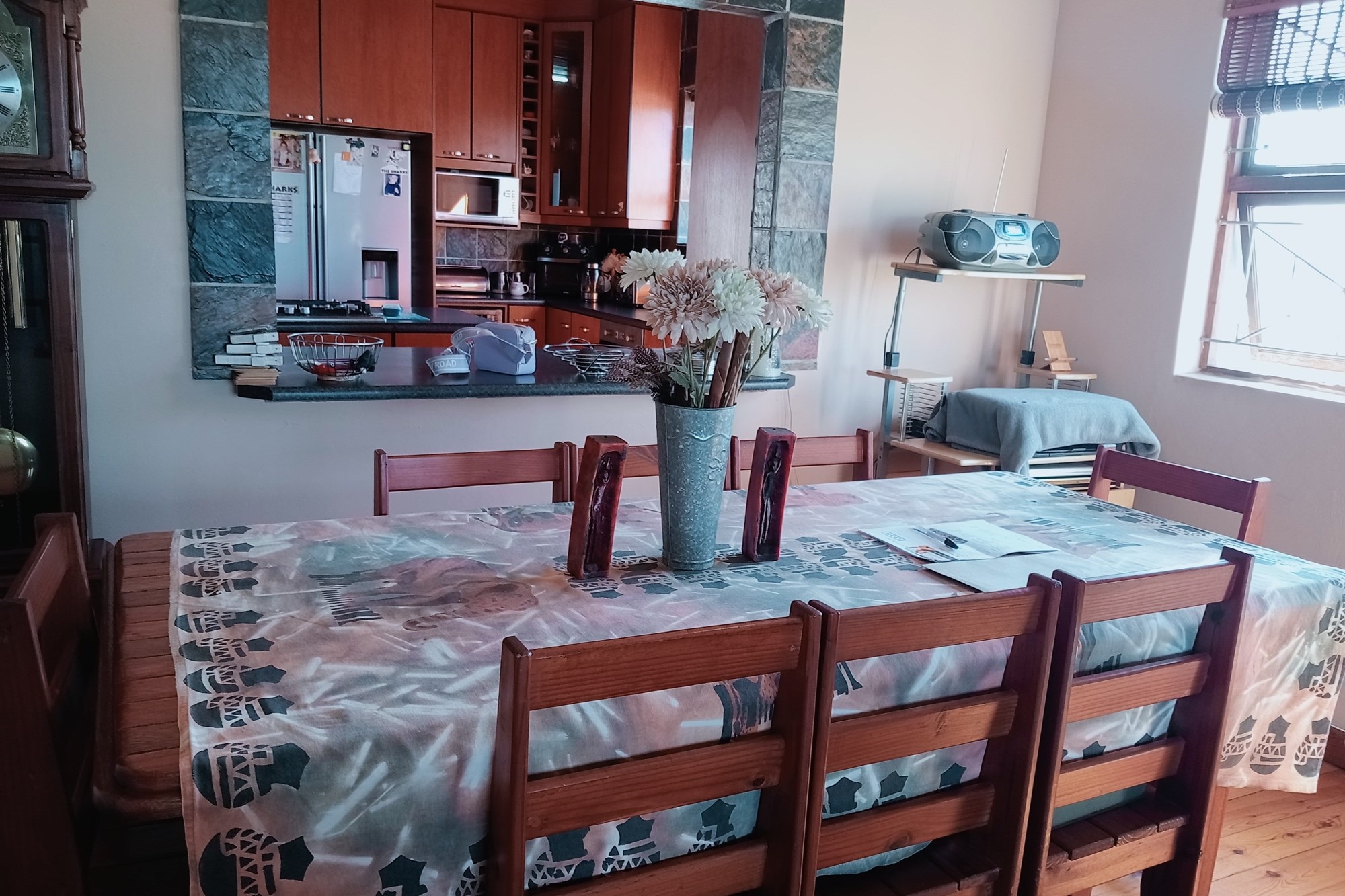 EXCEPTIONAL 3 BEDROOM HOME WITH FLATLET IN MOSEL