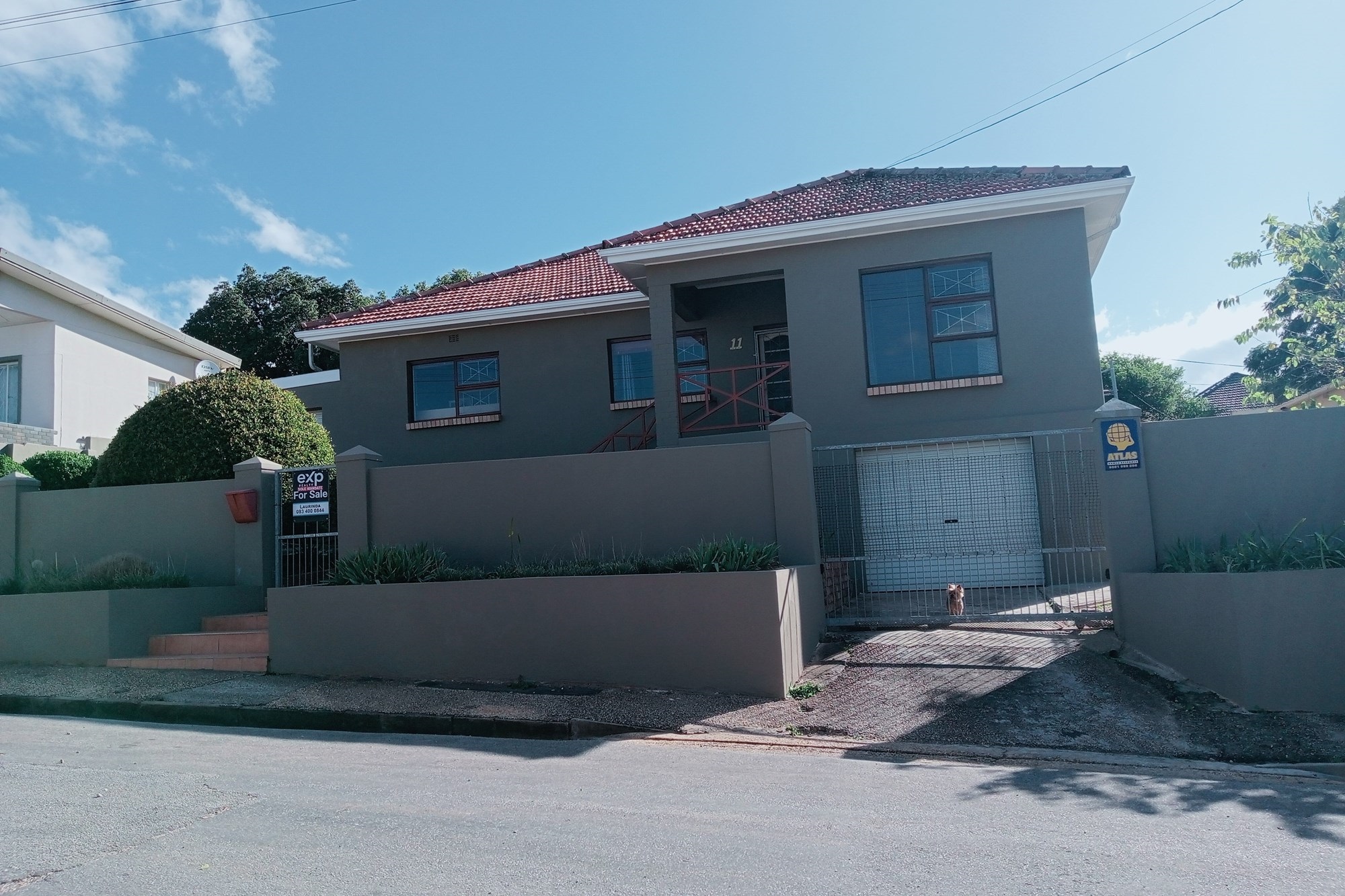 EXCEPTIONAL 3 BEDROOM HOME WITH FLATLET IN MOSEL
