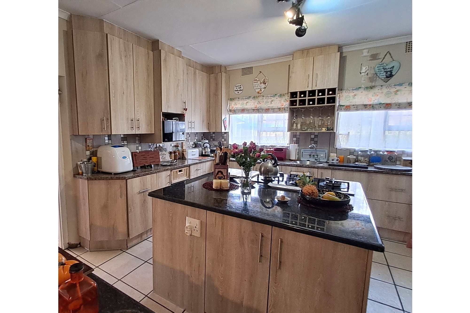 Charming, Restored Family Home with Self-Contained Guest Cottage
