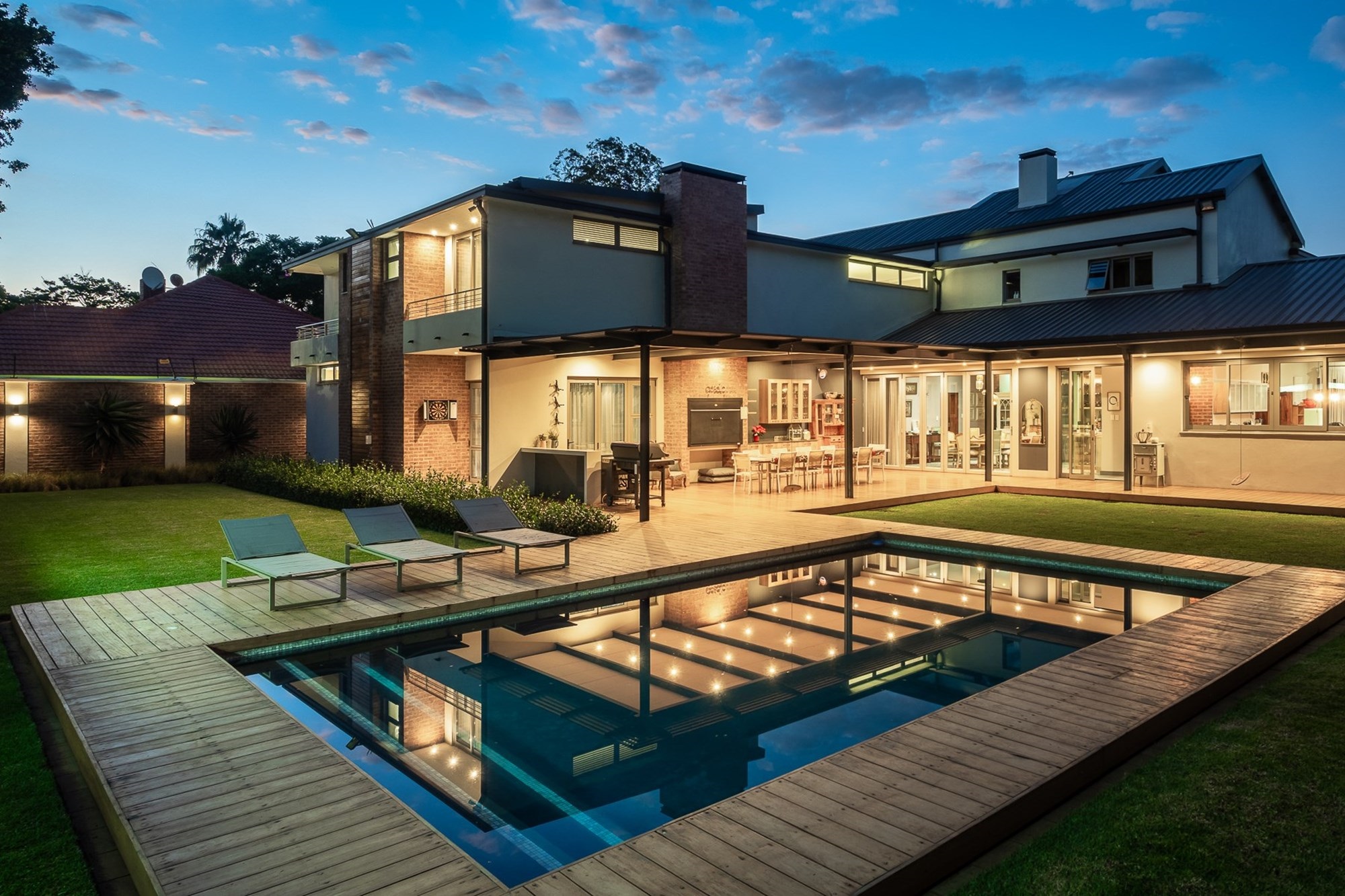 Architectural Grandeur: A Rare Waterkloof Legacy