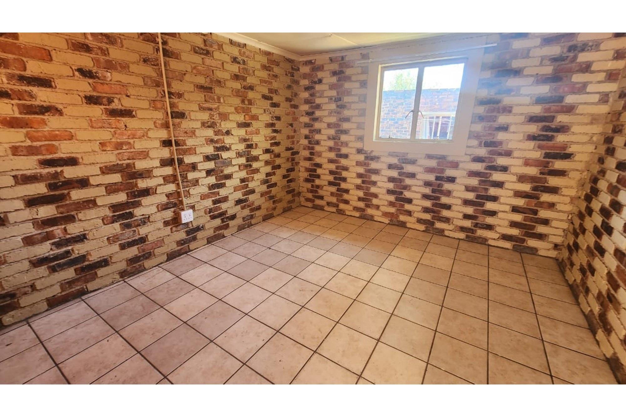 For Sale: Prime Investment Opportunity - 26 Rental Rooms