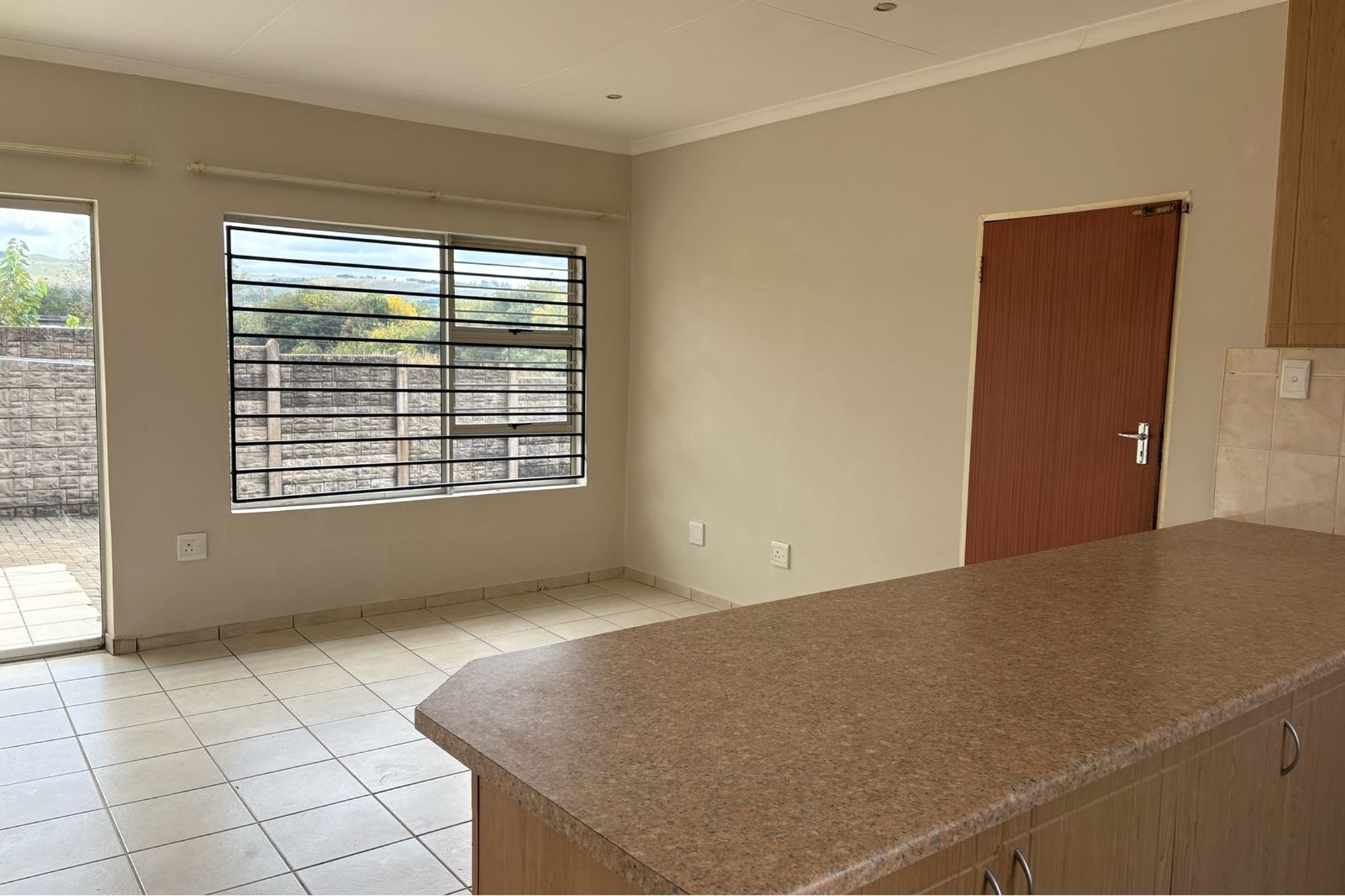 3-Bedroom Townhouse in Secure Pioneer Park Complex