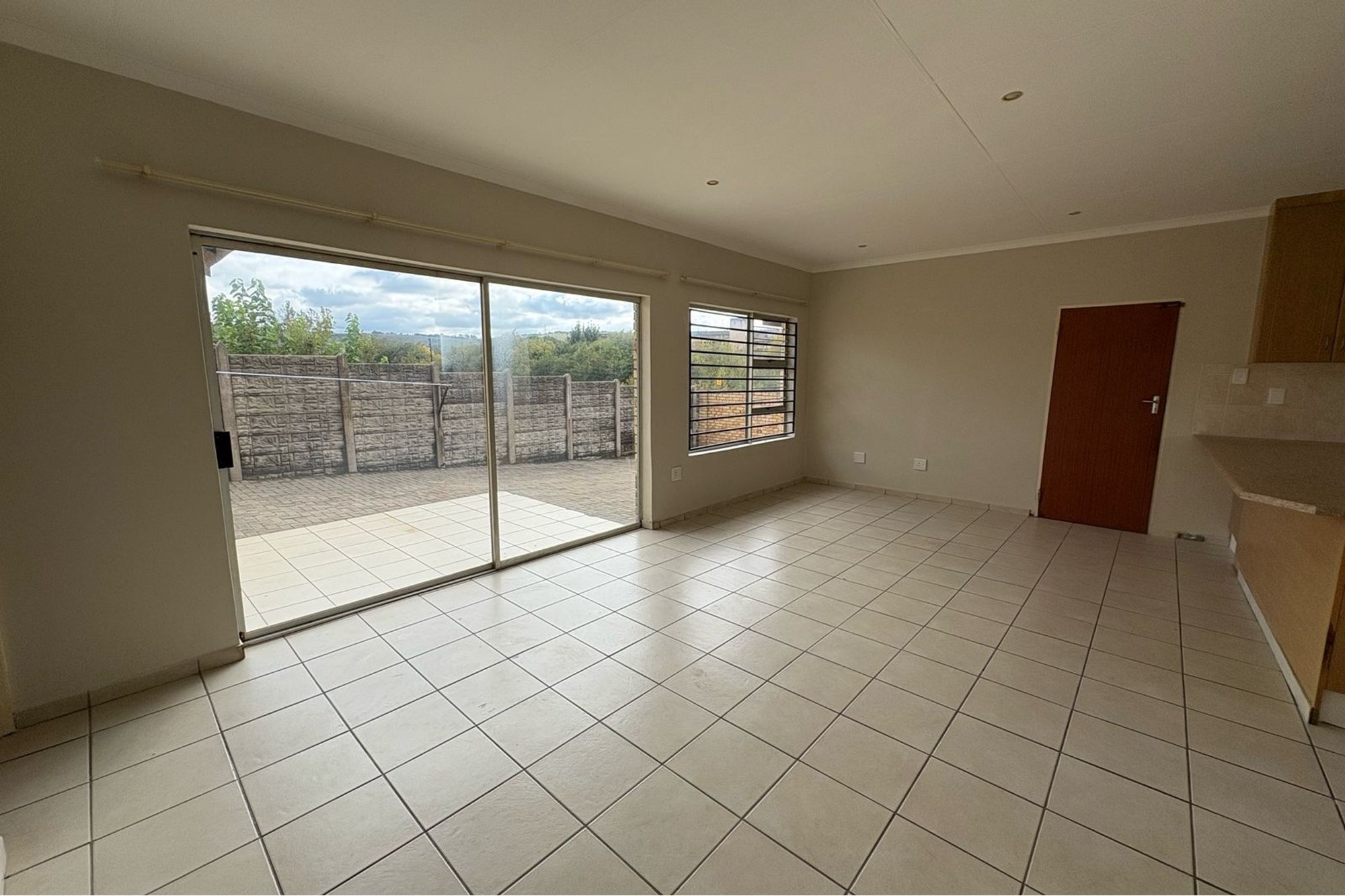 3-Bedroom Townhouse in Secure Pioneer Park Complex