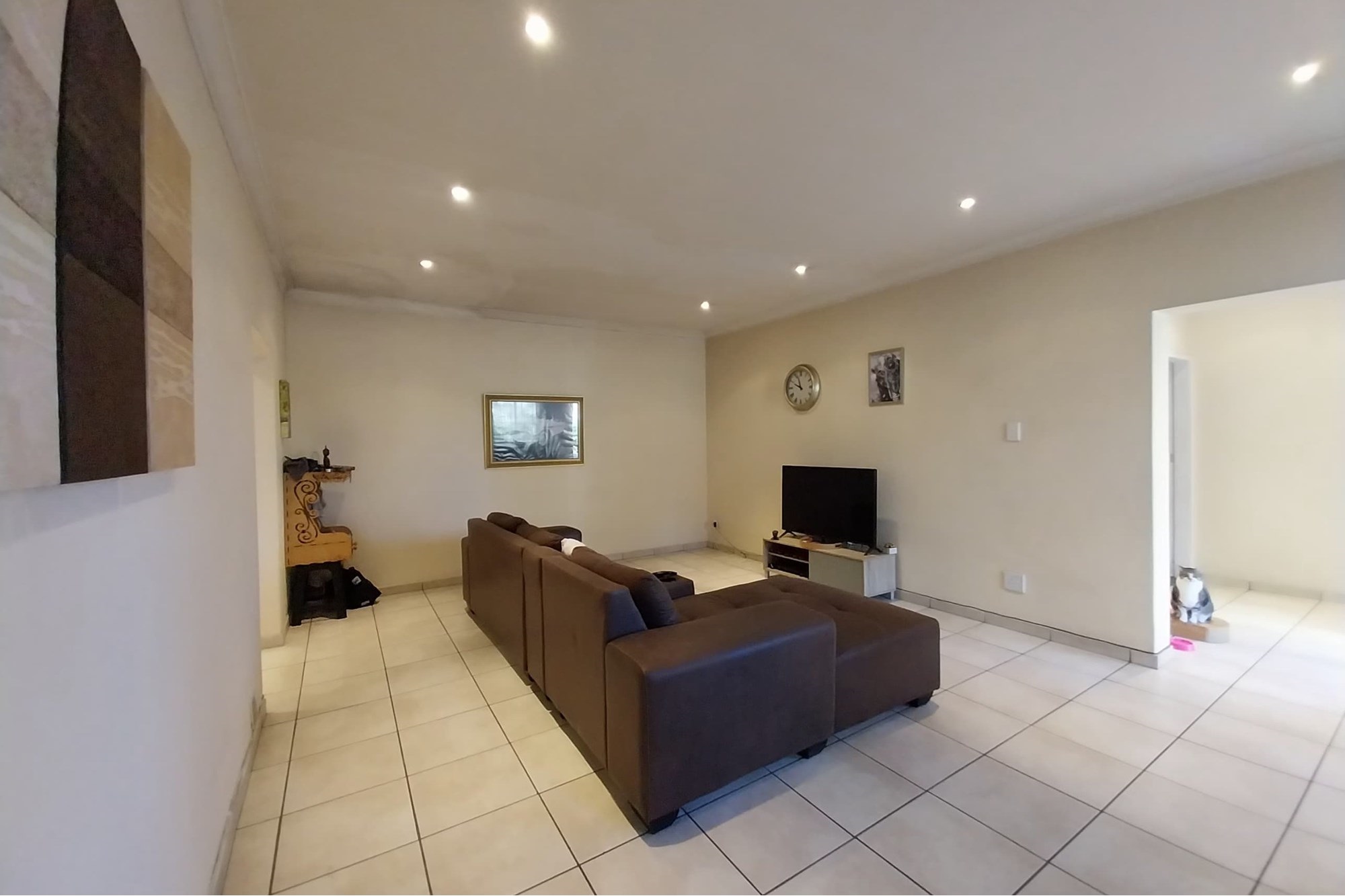 Spacious 2-Bedroom in the Heart of Windermere