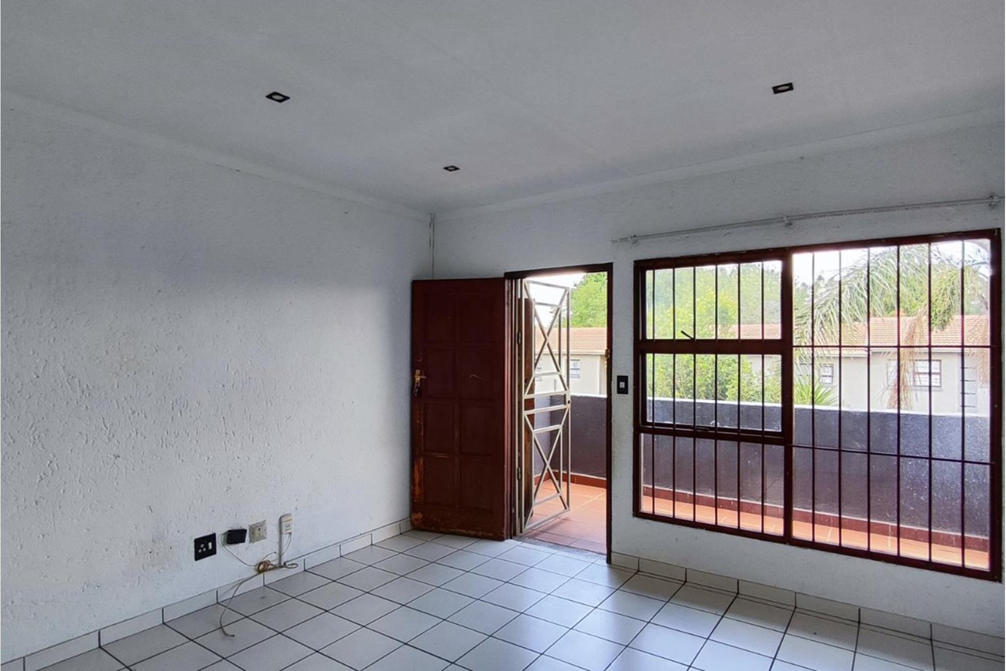 "Modern Living in Rynfield AH: 2-Bed Apartment"
