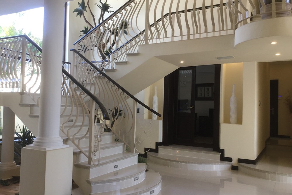 House for sale in Waterkloof Ridge, Pretoria, 750 m²