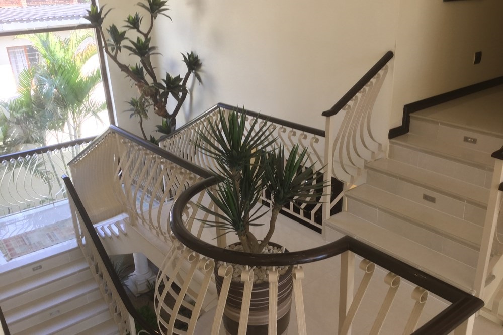 House for sale in Waterkloof Ridge, Pretoria, 750 m²