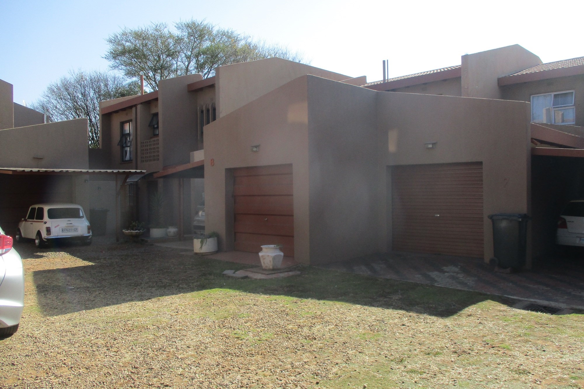 " Apartment/Townhouse for Sale in Birch Acres"