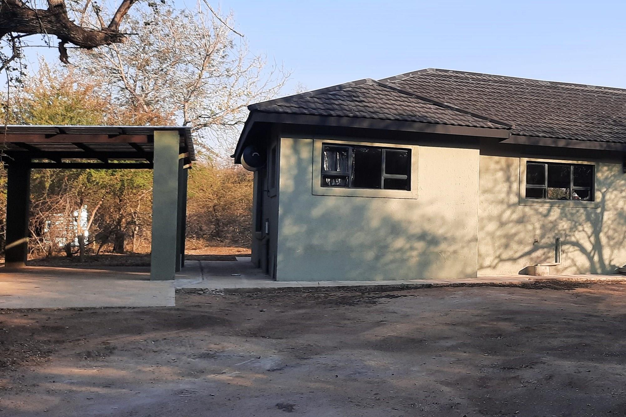 Modern Tranquil Home with Pool in Marloth Park