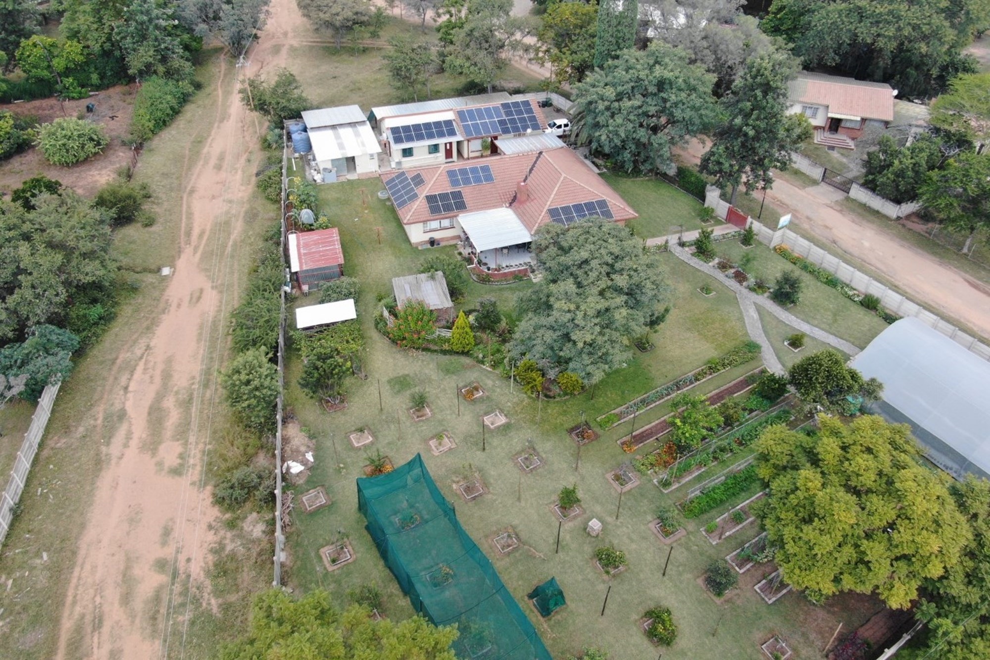 Living off-grid in the quaint little bushveld town of Rooiberg, LP