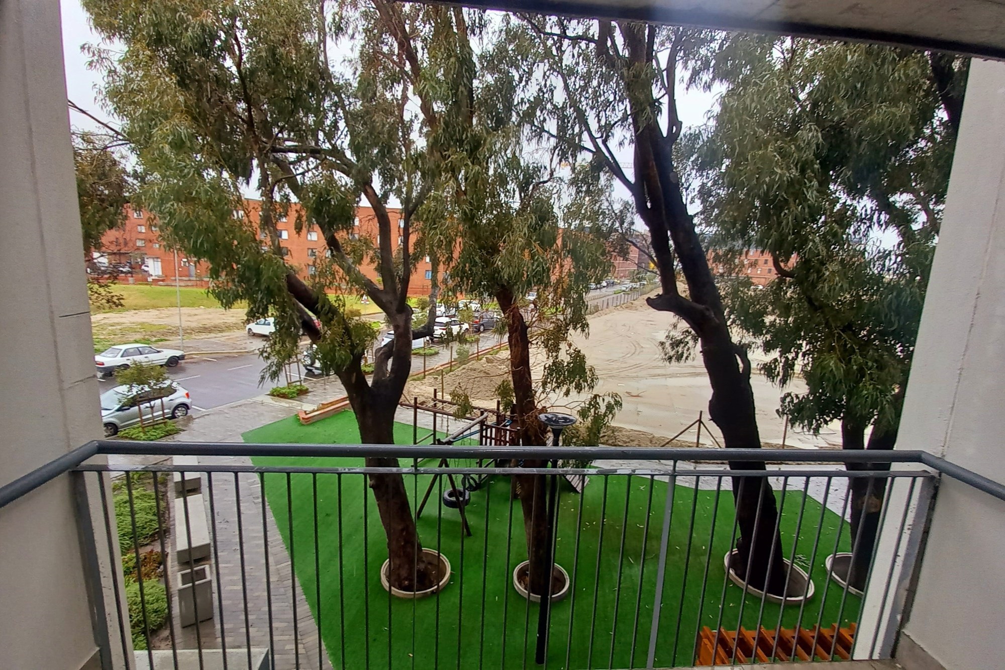 Spacious, newly built, 2 bedroom apartment available in Conradie Park Pinelands