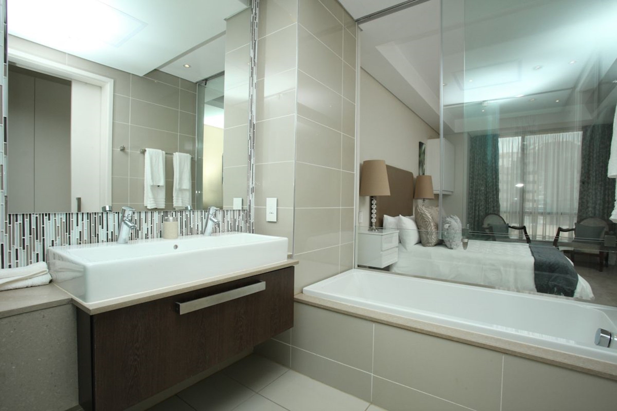 “Luxury Living in Sandton Skye: Fully Furnished Apartment with World-Class Amenities”