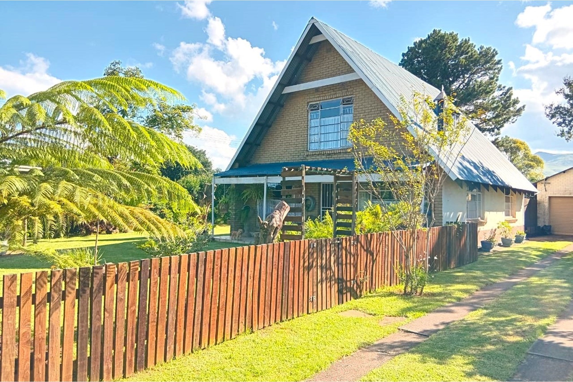 House for sale in Graskop, 1115 m²
