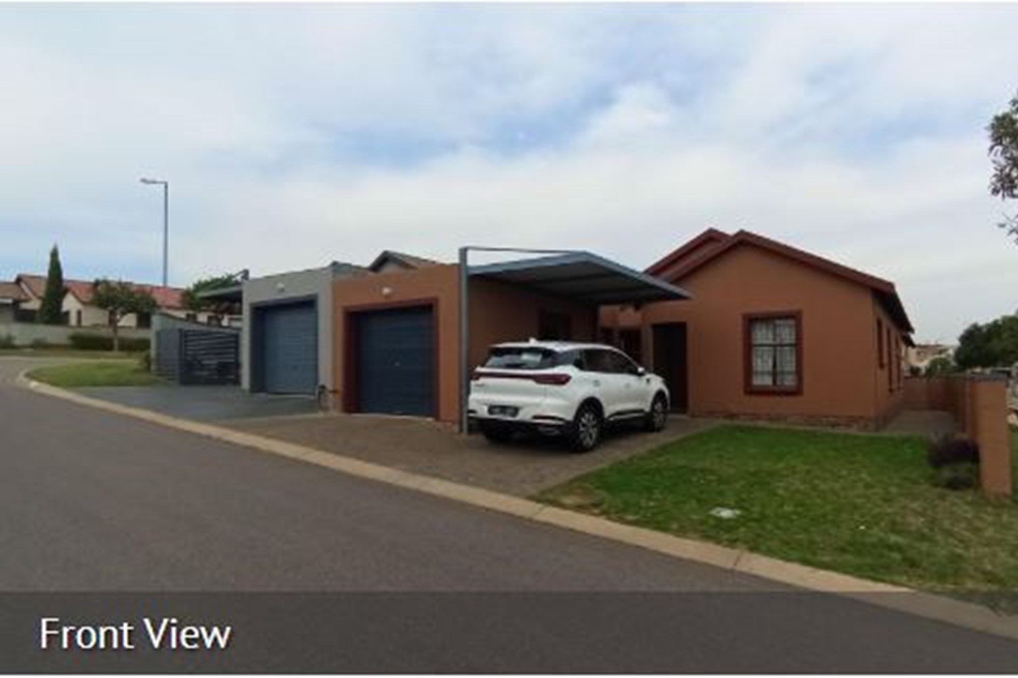 "Charming 3-Bed Home in Gauteng - Ideal Location!"