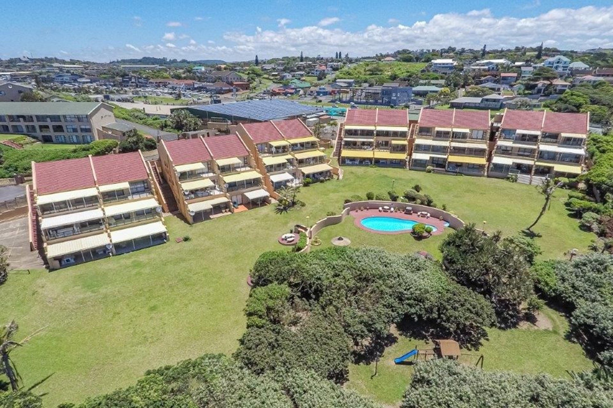 Apartment for sale in Shelly Beach, Margate, KwaZulu Natal, 106 m²