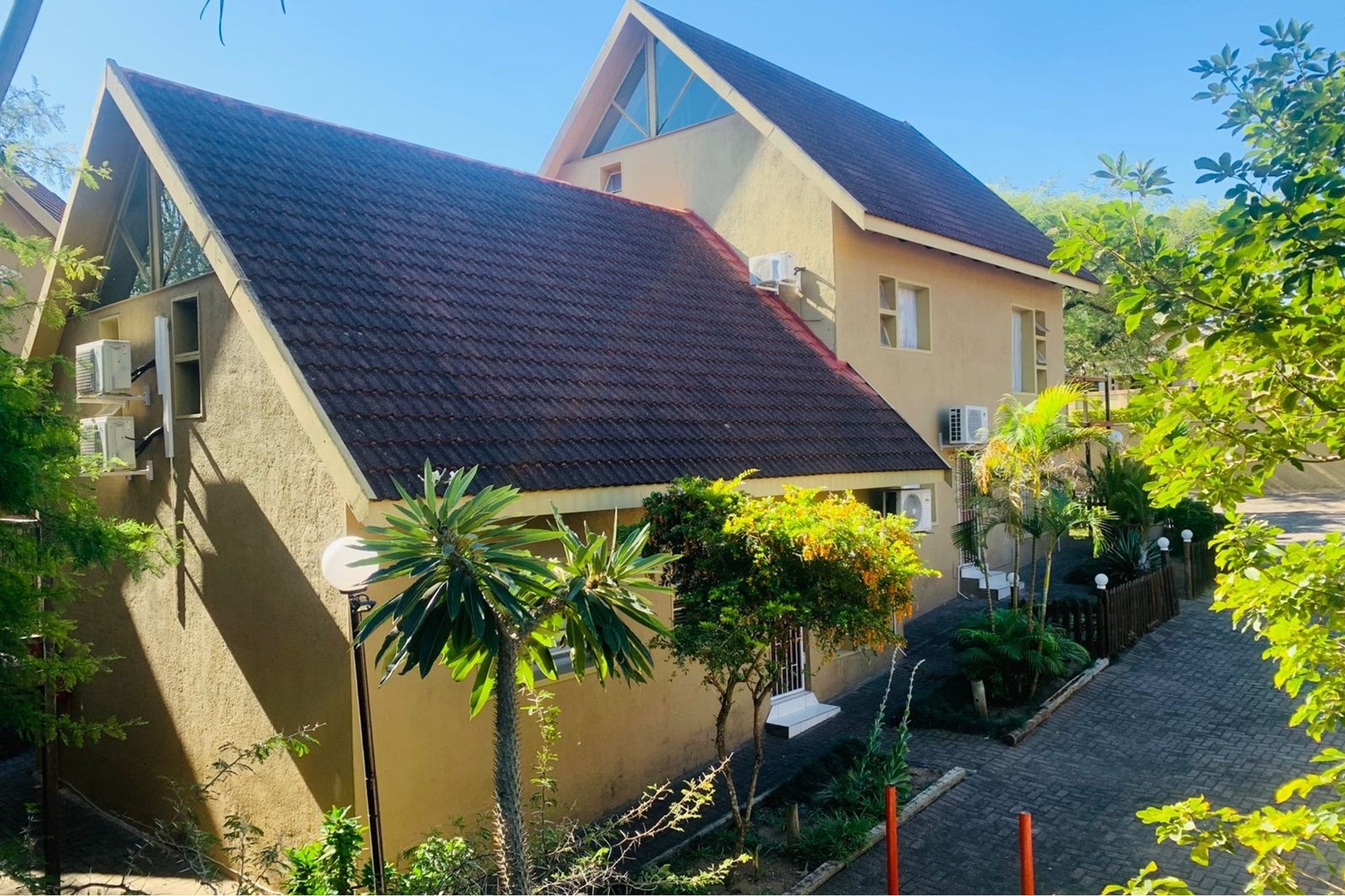 "🏡 Modern Three-Bedroom Home for Sale 🏡