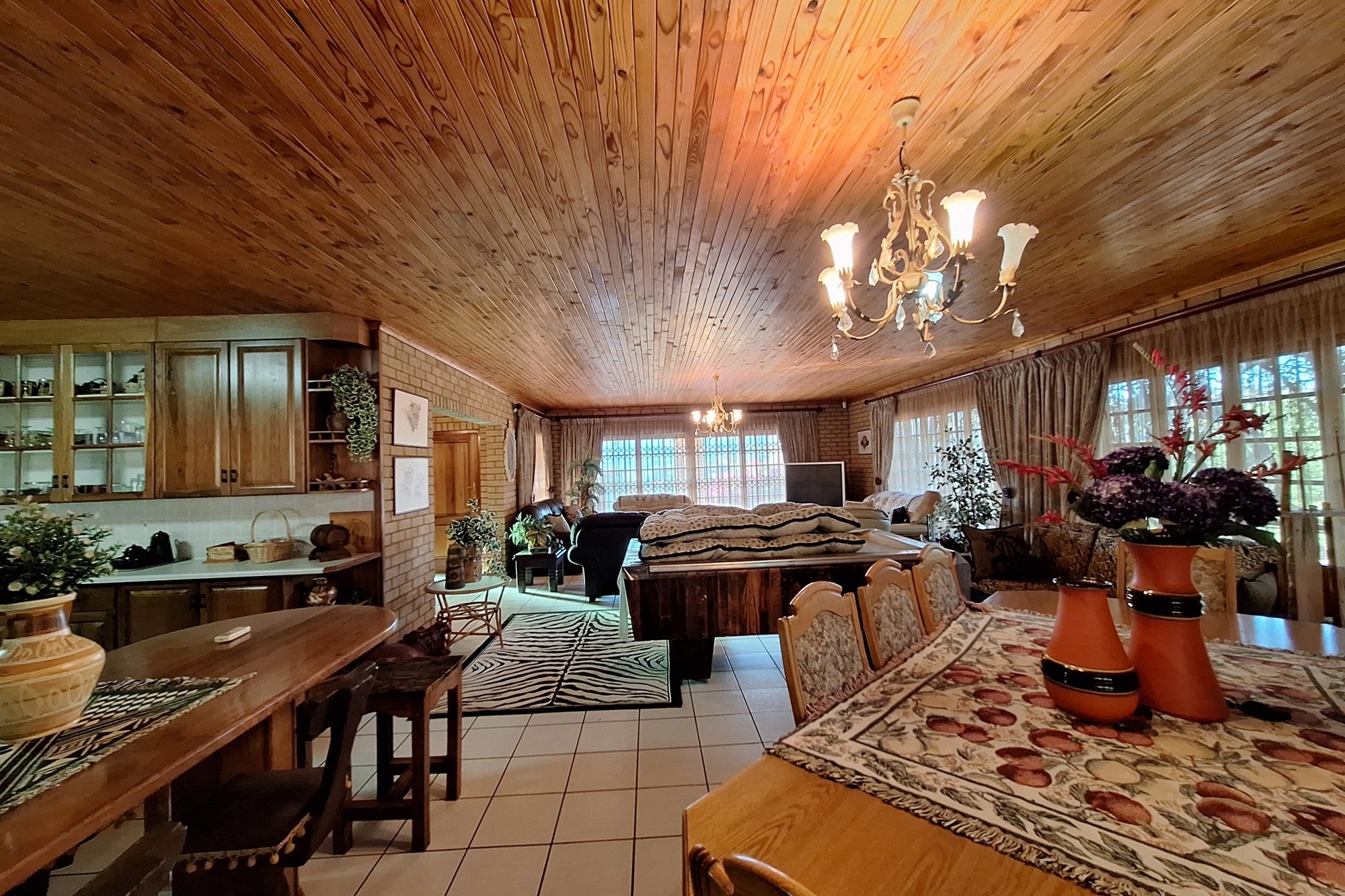 Charming Kranspoort Bushveld Home with Views and Wildlife | Fully Furnished