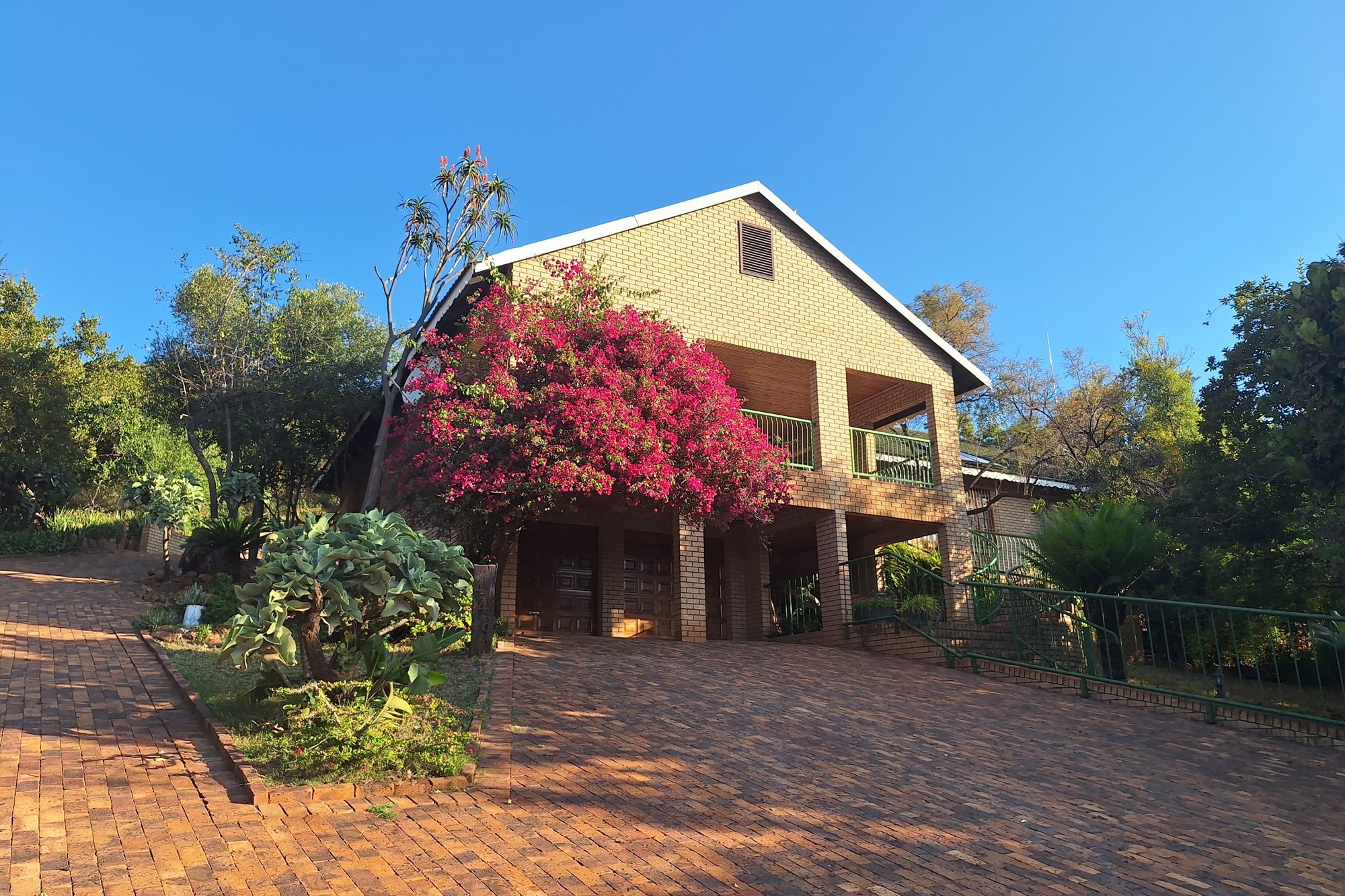 Charming Kranspoort Bushveld Home with Views and Wildlife | Fully Furnished