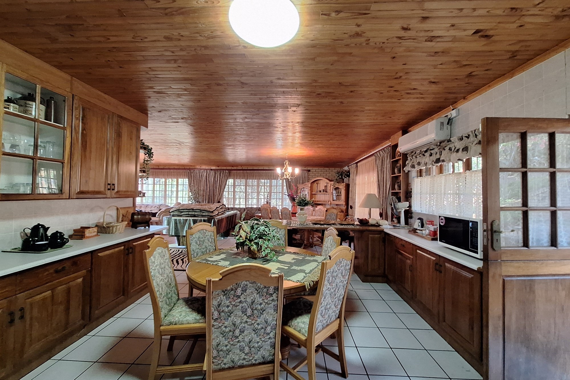 Charming Kranspoort Bushveld Home with Views and Wildlife | Fully Furnished