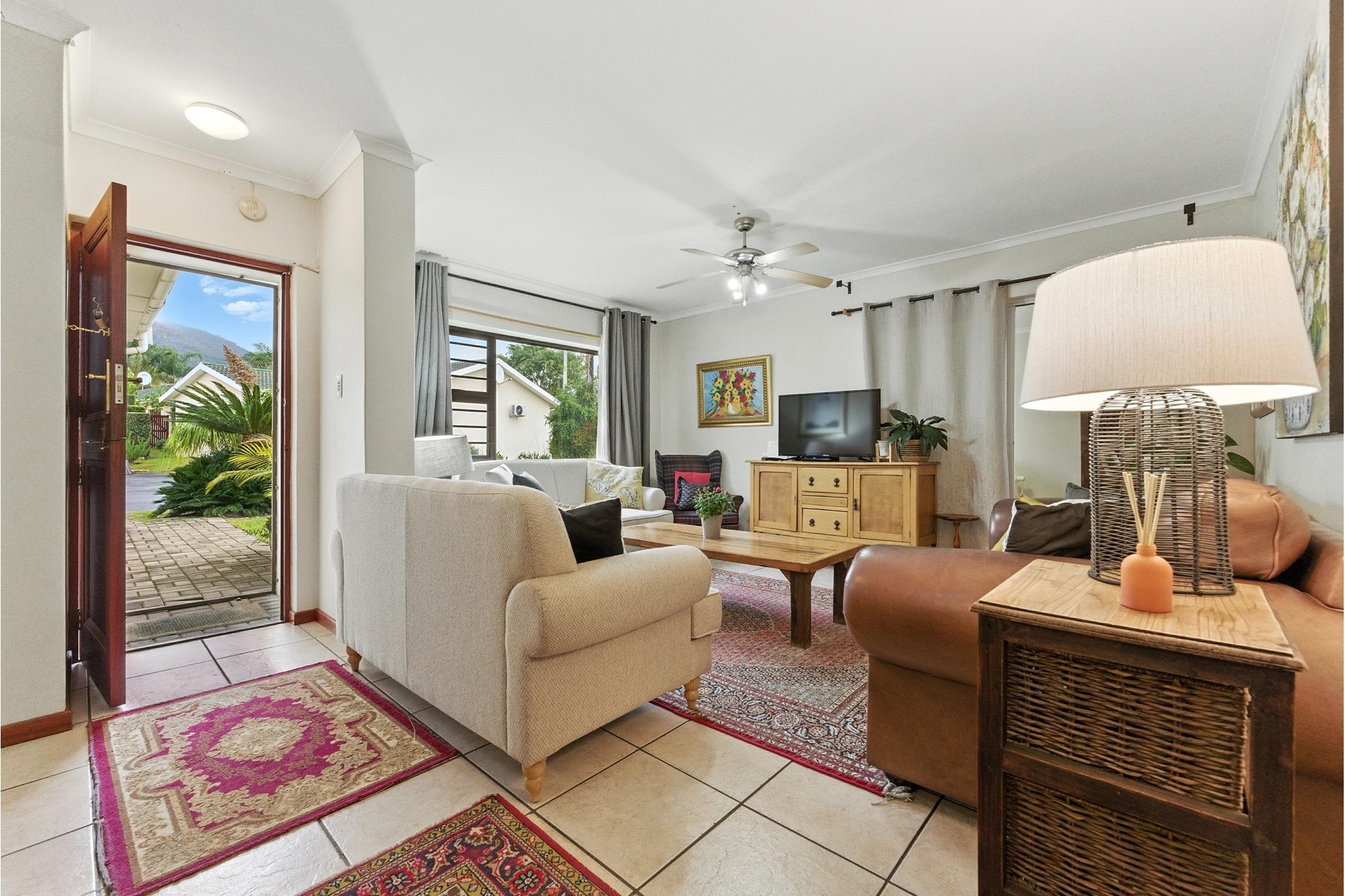House For Sale in Groenvlei, Paarl