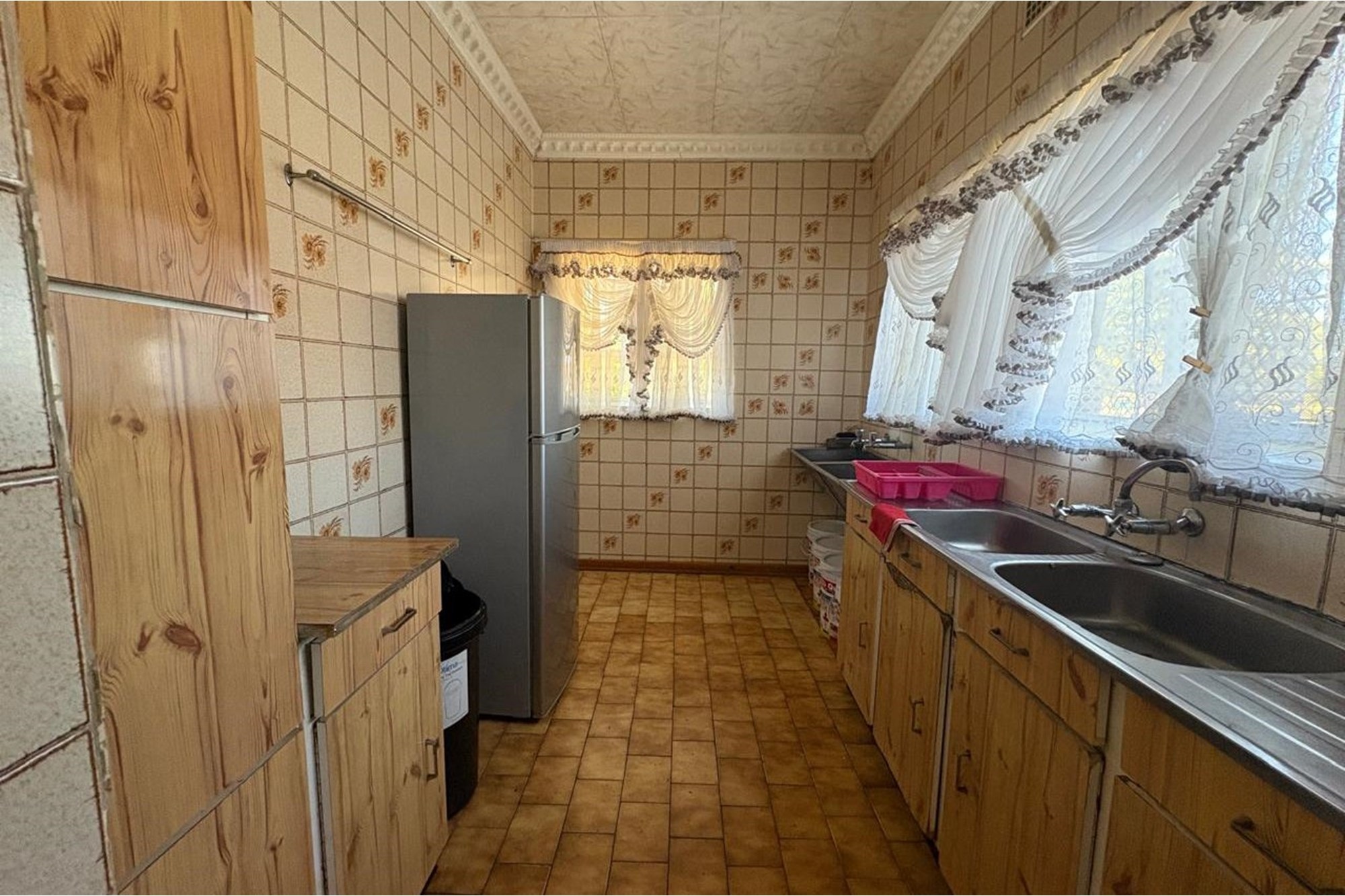 House for sale in Volksrust, 1153 m²