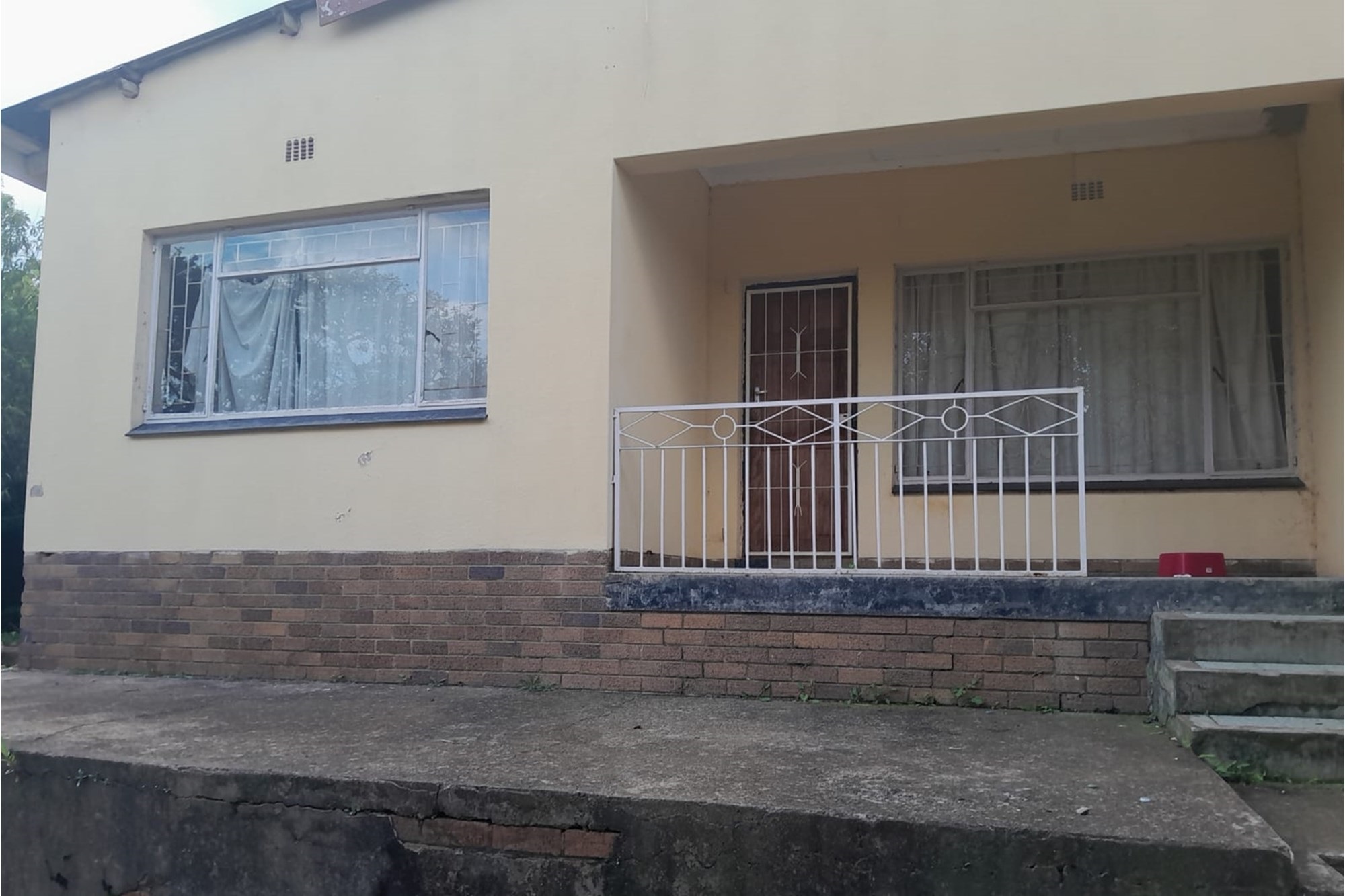 House for sale in Glencoe, KwaZulu Natal, 1043 m²