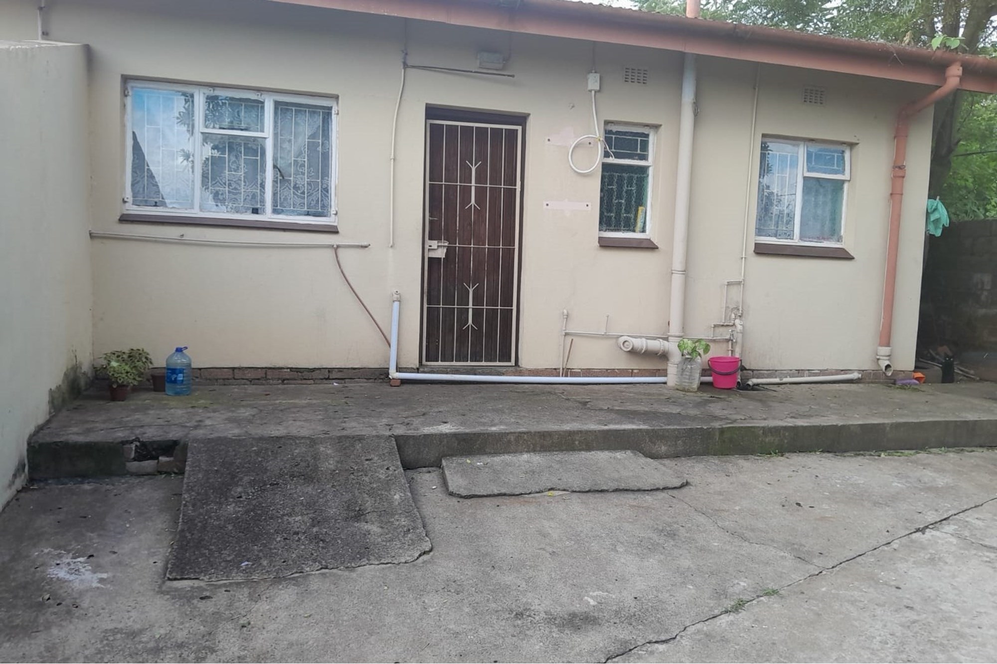 House for sale in Glencoe, KwaZulu Natal, 1043 m²