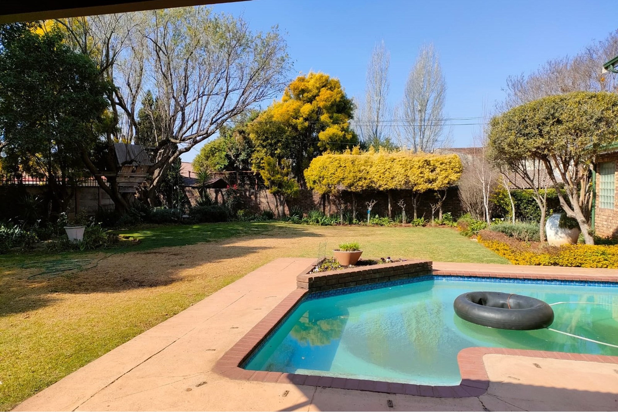 Two in one, exceptional home with many options. A place to put your heart on.