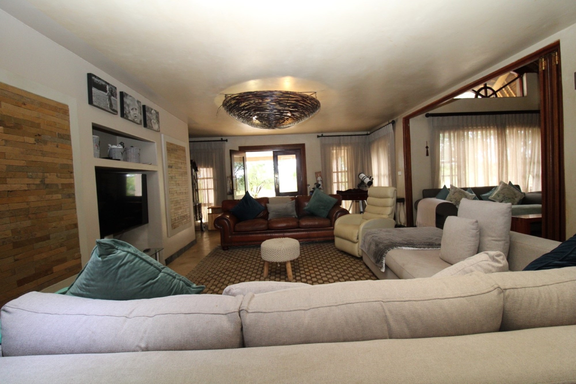 Lodge For Sale in Zebula Golf Estate, Bela Bela