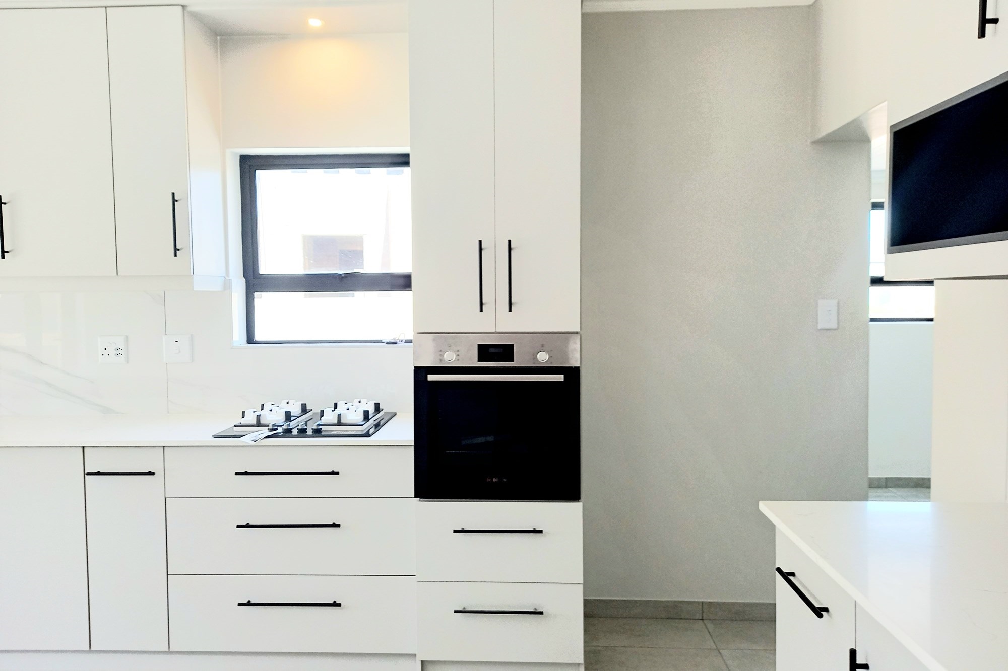 Brand-new 3 Bedroom 2 Bathroom Modern Home