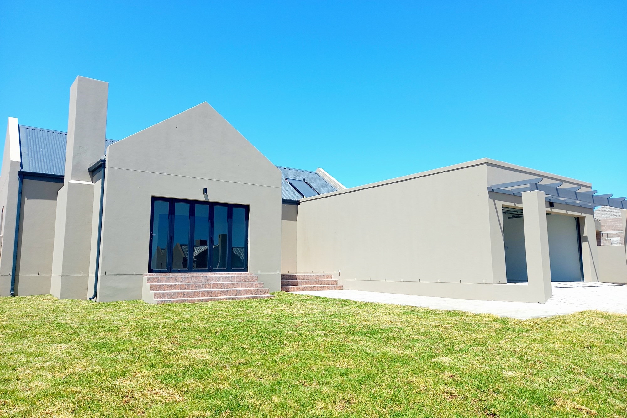 Brand-new 3 Bedroom 2 Bathroom Modern Home