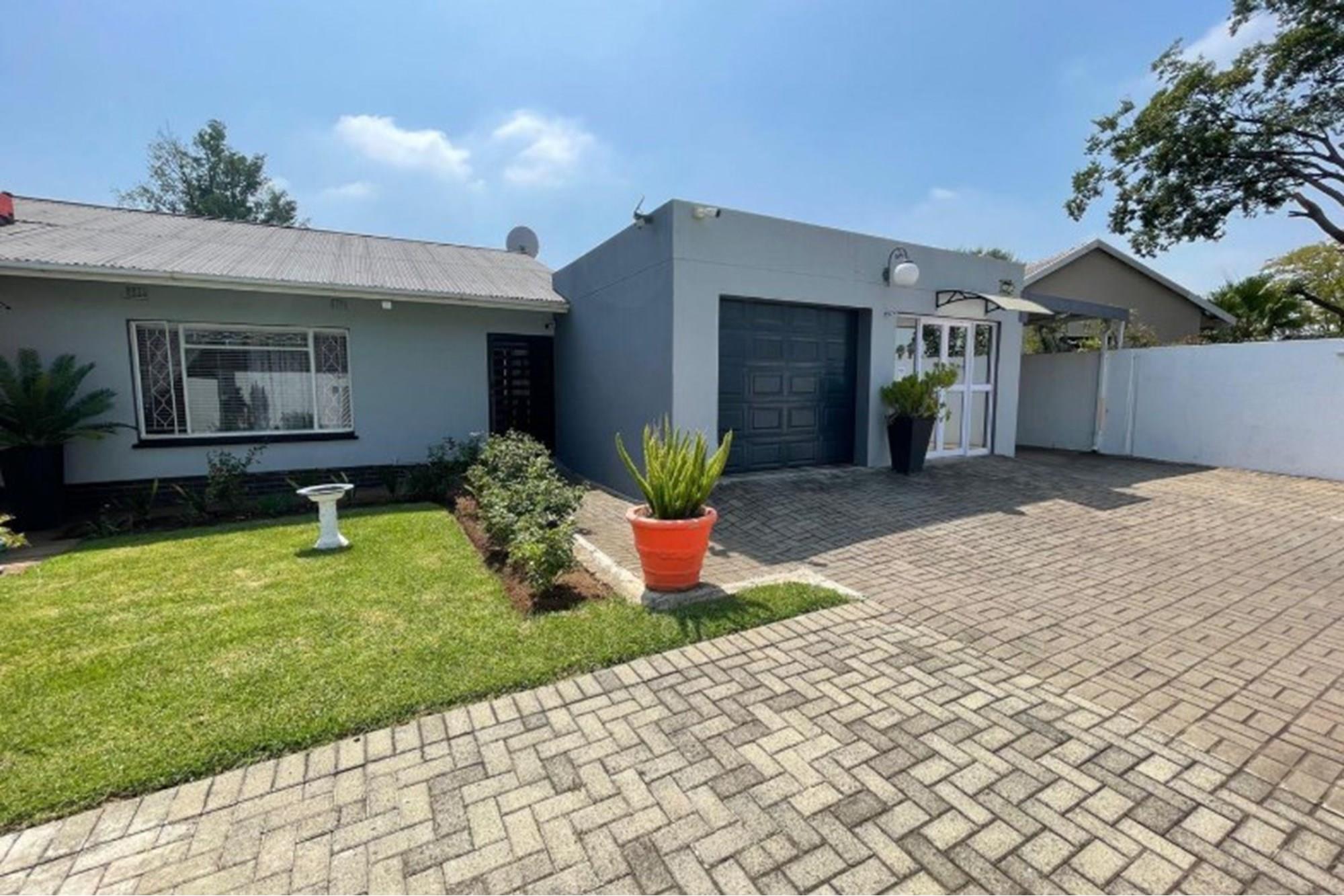 Lodge for sale in Newcastle Central, Newcastle, KwaZulu Natal, 1467 m²