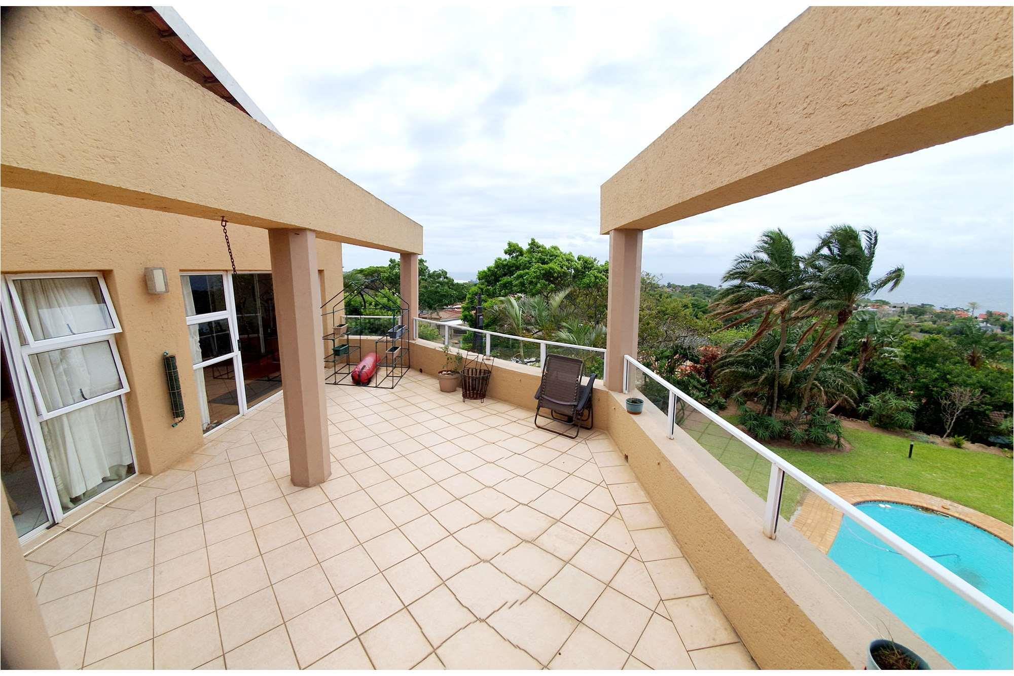 Ramsgate. Executive luxury home in a quiet suburb of Ramsgate Natal South Coast. 3