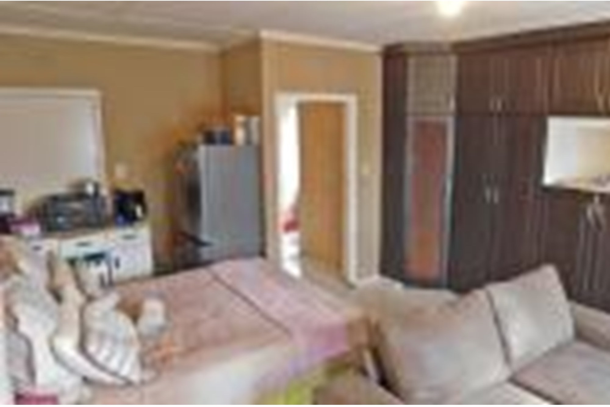 Family Home in Manor Gadens