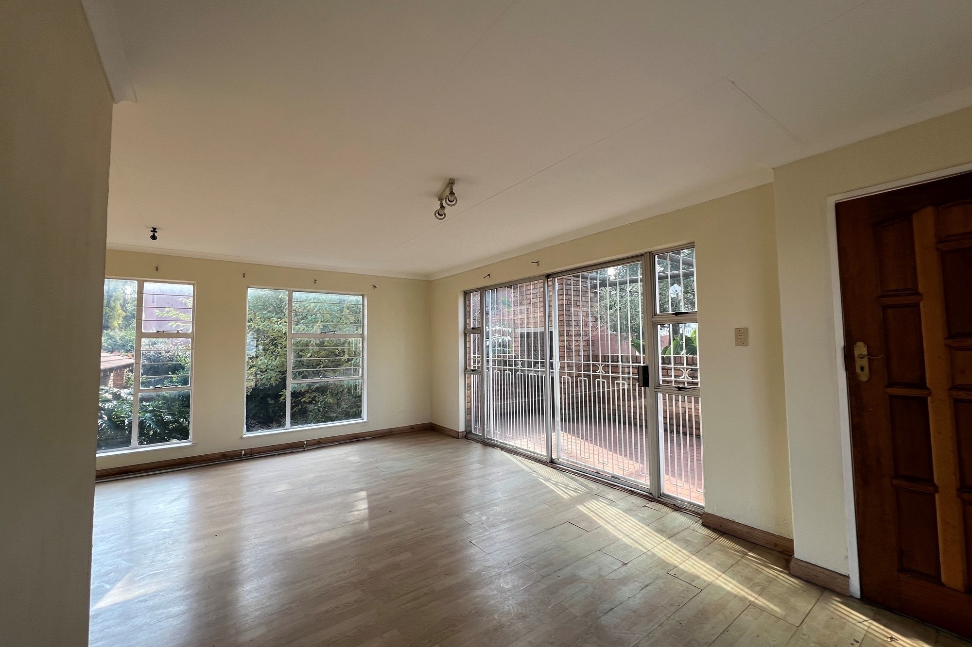 Apartment for sale in Halfway Gardens, Midrand, 87 m²