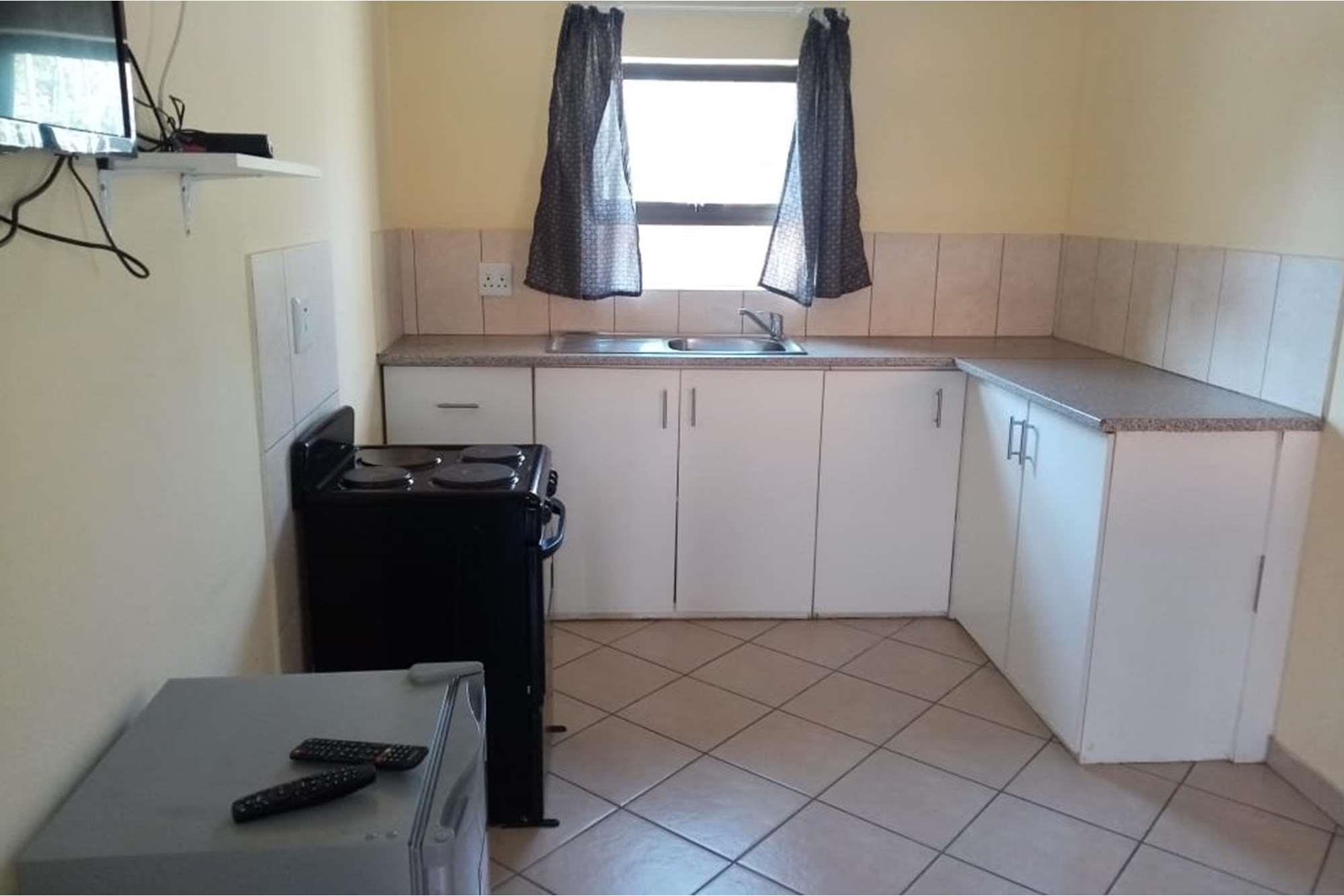 Furnished Bachelor Units near Bronkhorstspruit Mall
