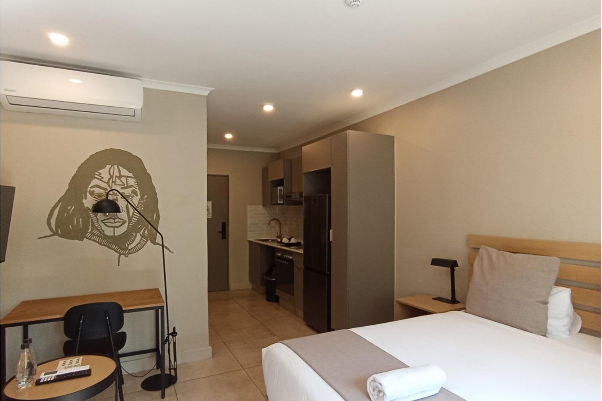 Apartment for sale in Sandown, Sandton, 24 m²