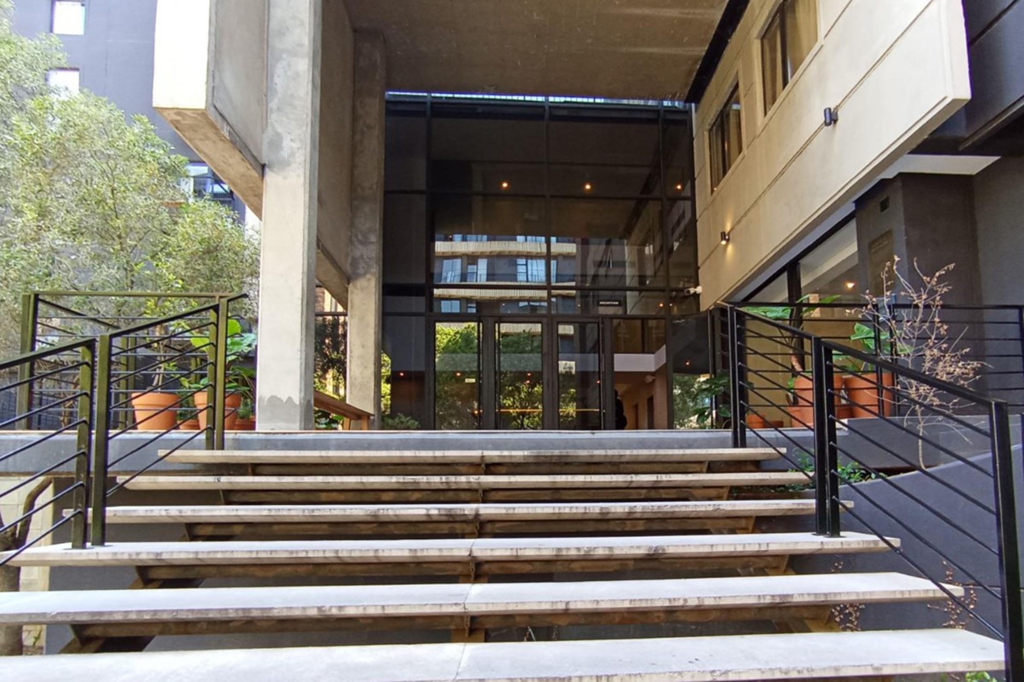 Apartment for sale in Sandown, Sandton, 24 m²