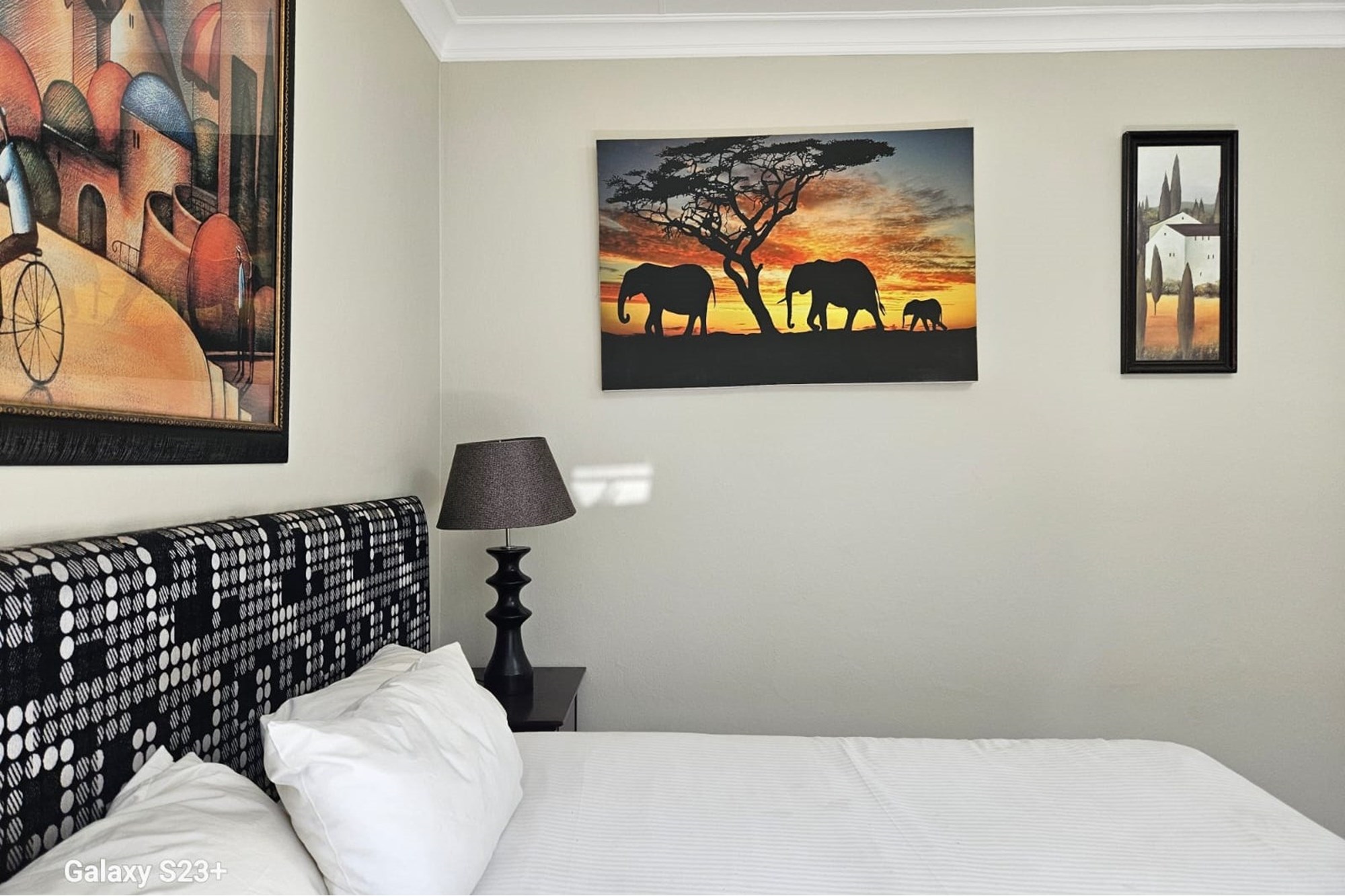 Stunning New Development Family Home With Lots Opportunities In A Desirable Location