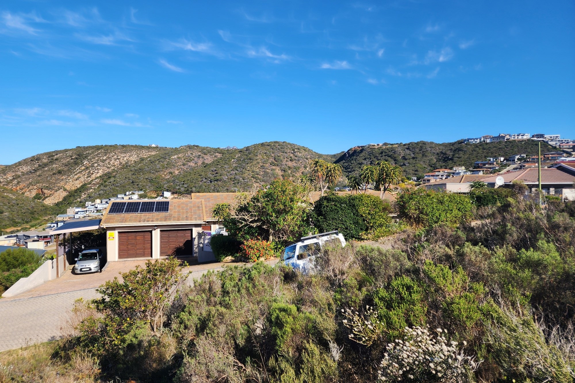 Prime Vacant Land Includes Draft Plans for Income-Generating Duets