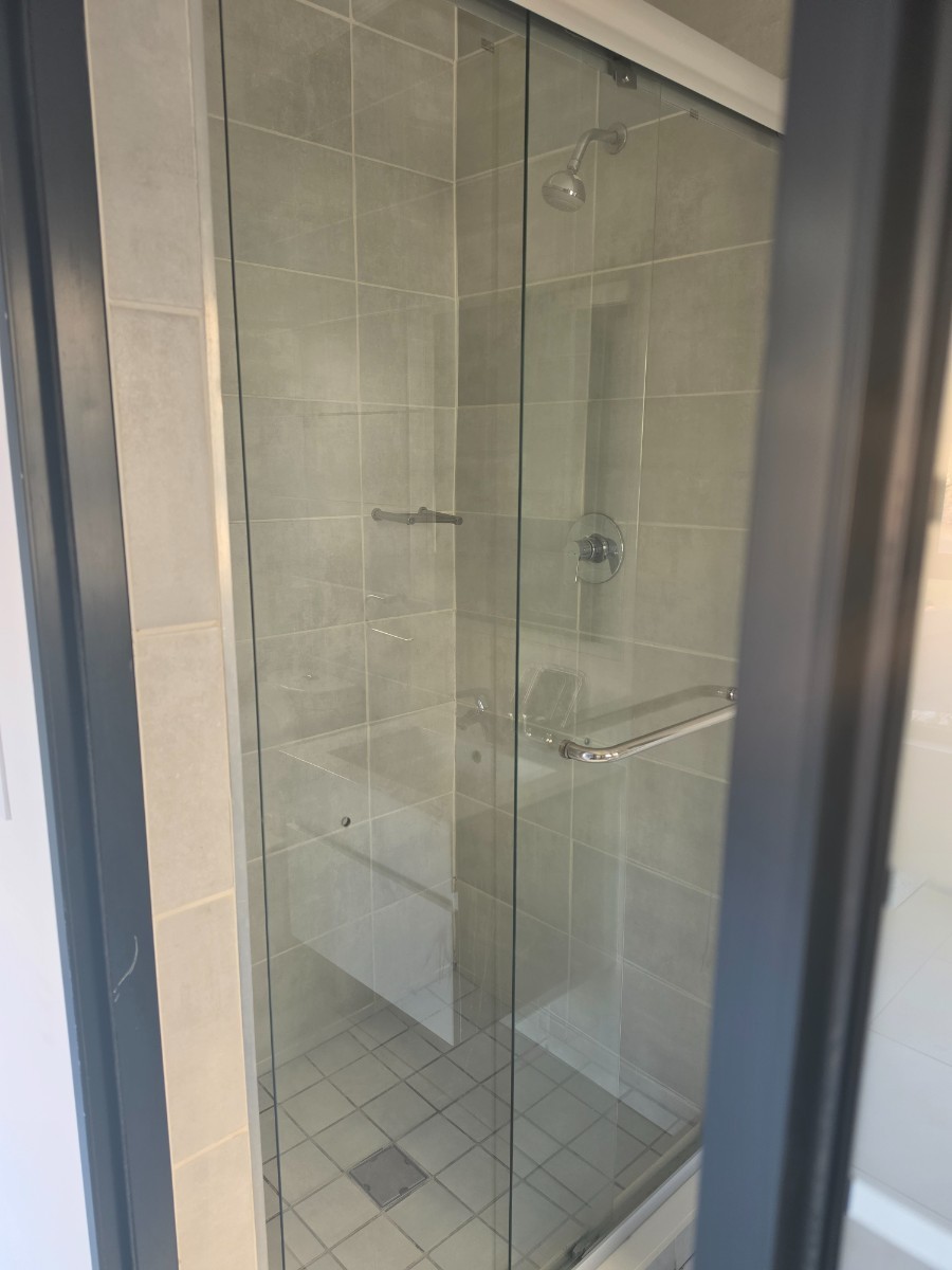Apartment for sale in Crowthorne AH, Midrand, 107 m²