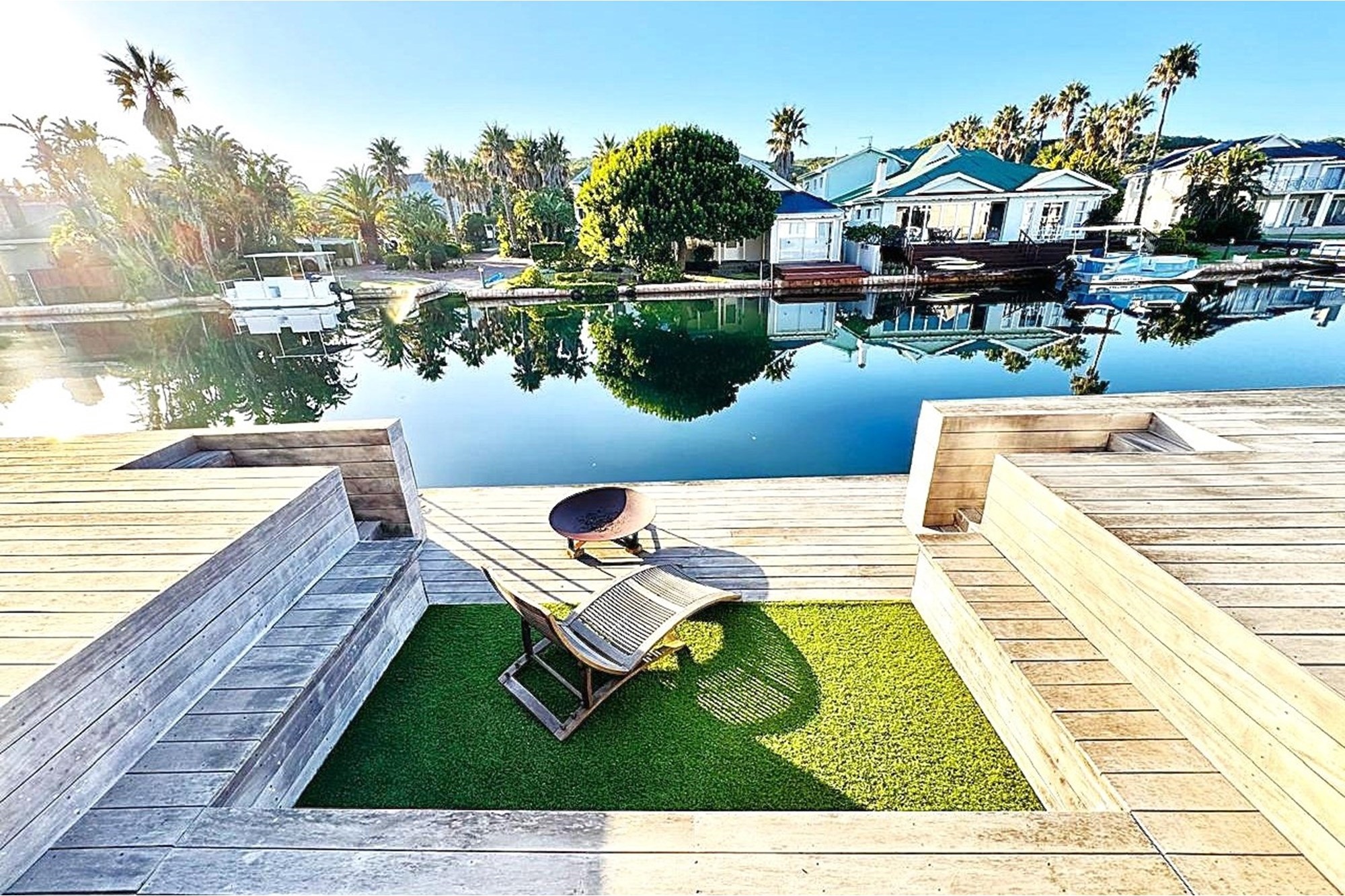 House for sale in Marina Martinique, Jeffreys Bay, 340 m²