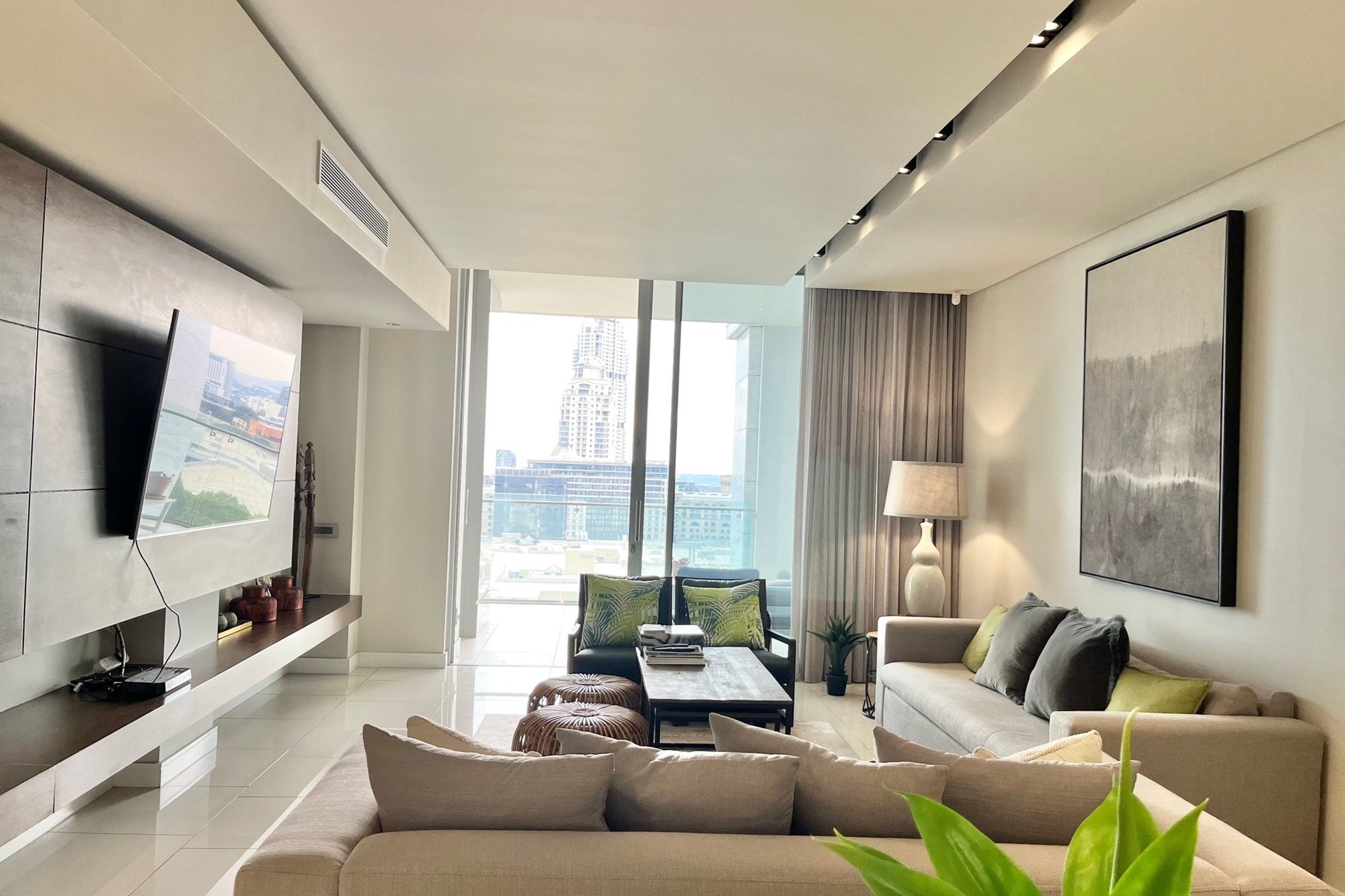 Magnificent Fully Furnished 3 Bedroom Penthouse in Embassy Towers 3