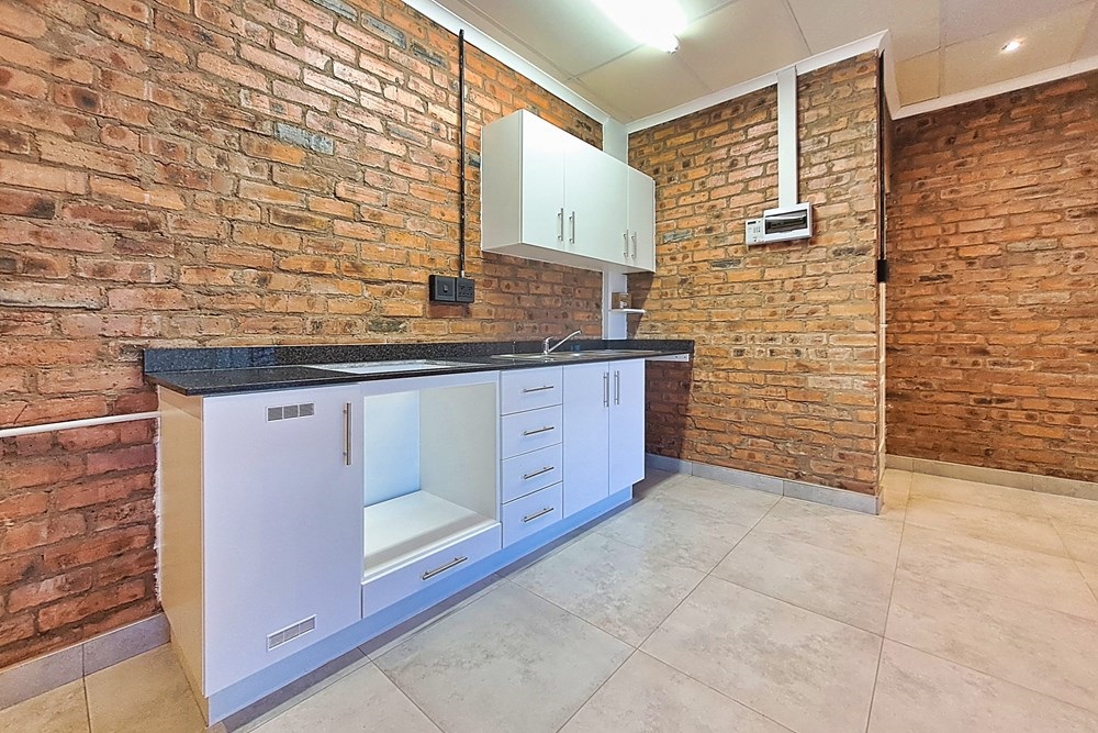 Apartment For Sale in Hilton Central, Hilton, KwaZulu Natal